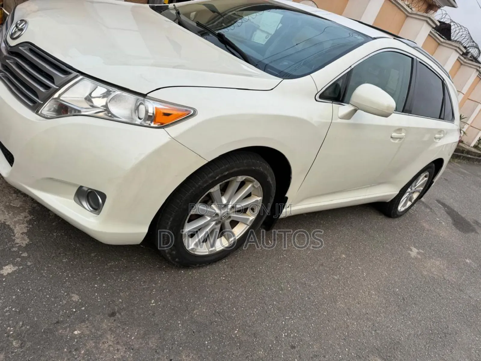 Toyota Venza AWD 2010 White