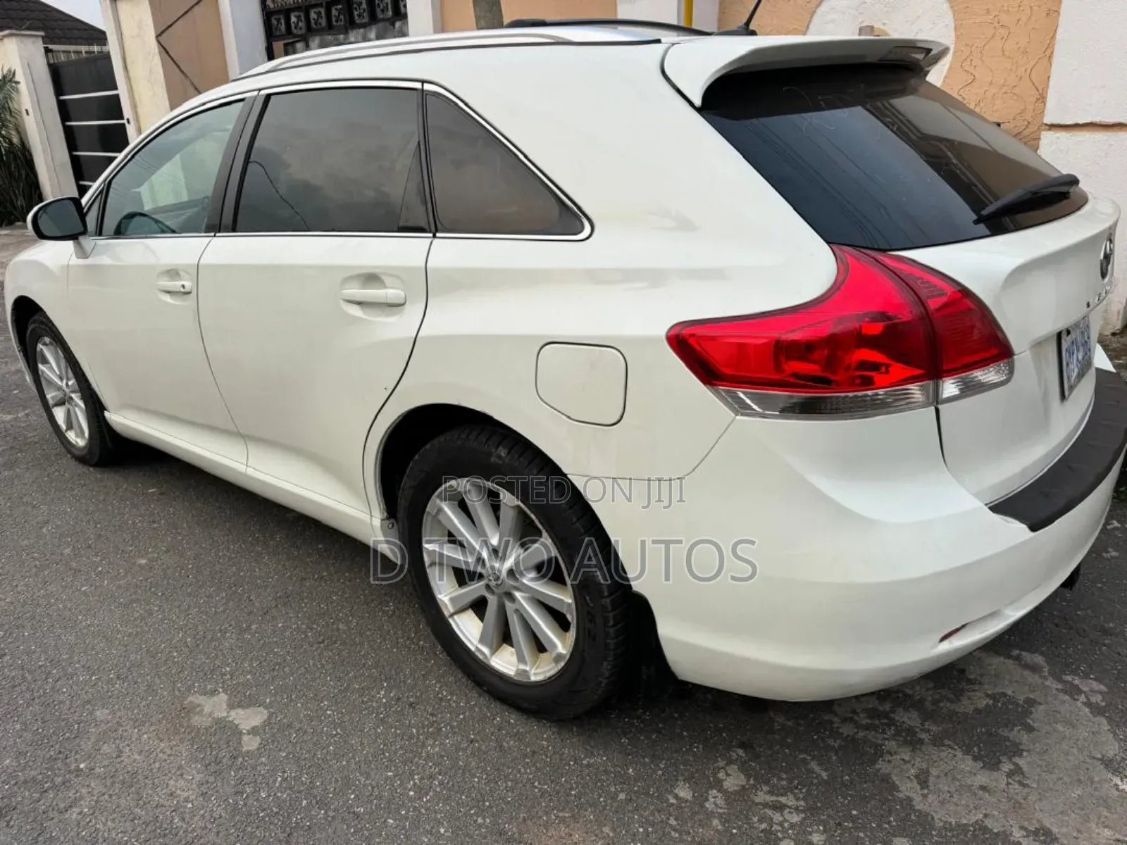 Toyota Venza AWD 2010 White