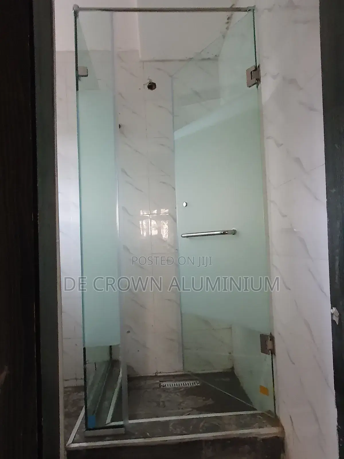 Frosted Glass Bathroom Cubicle