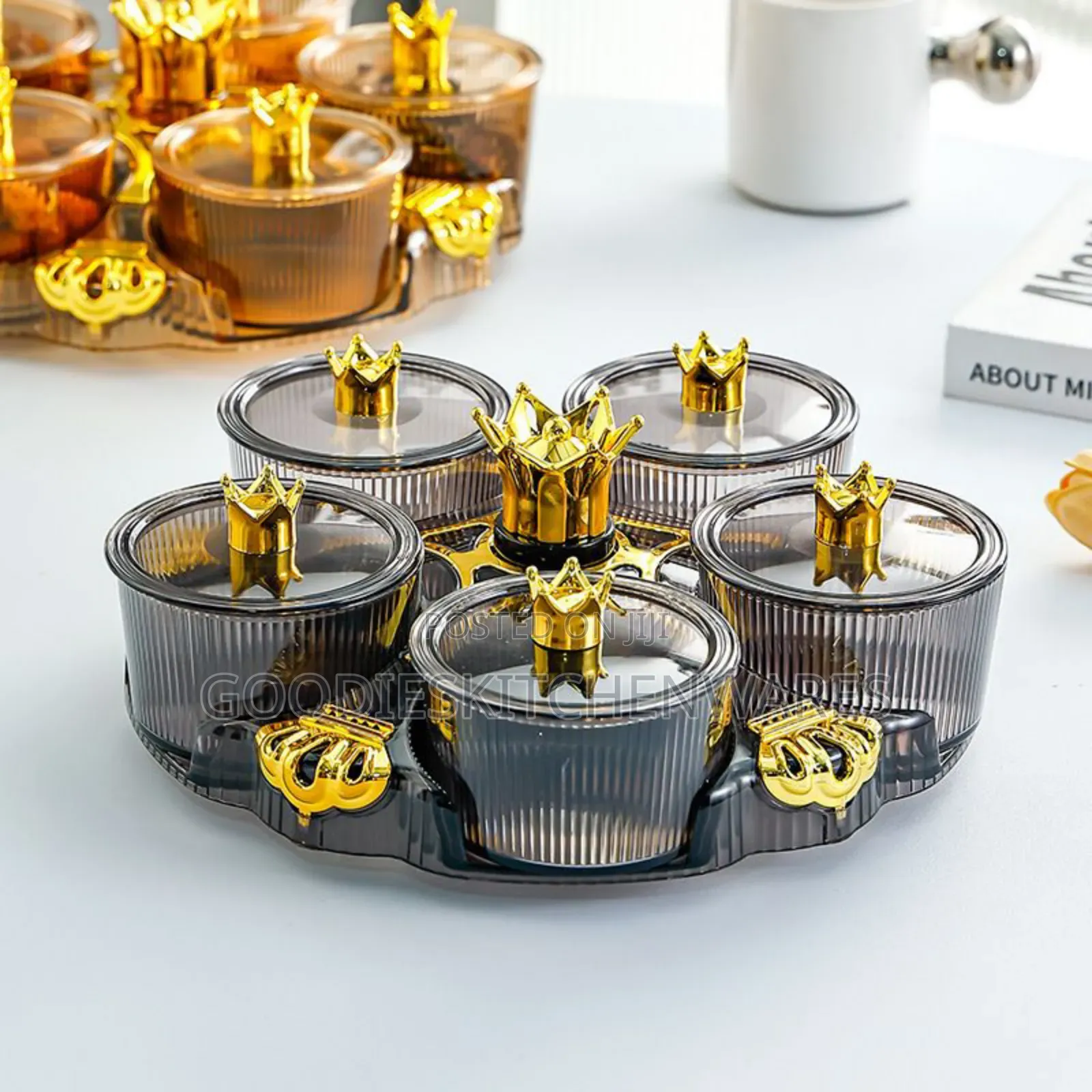 Rotating Serving Tray With Serving Bowl