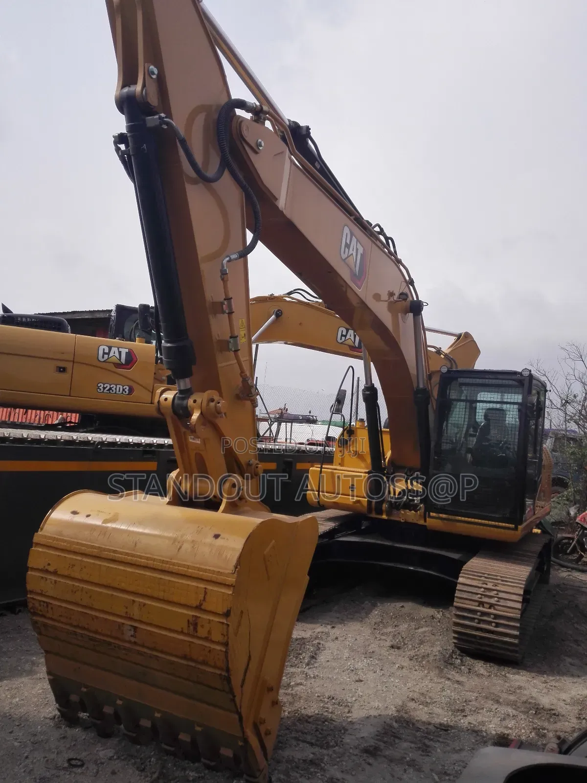 Brand New Cat Excavator 323d3