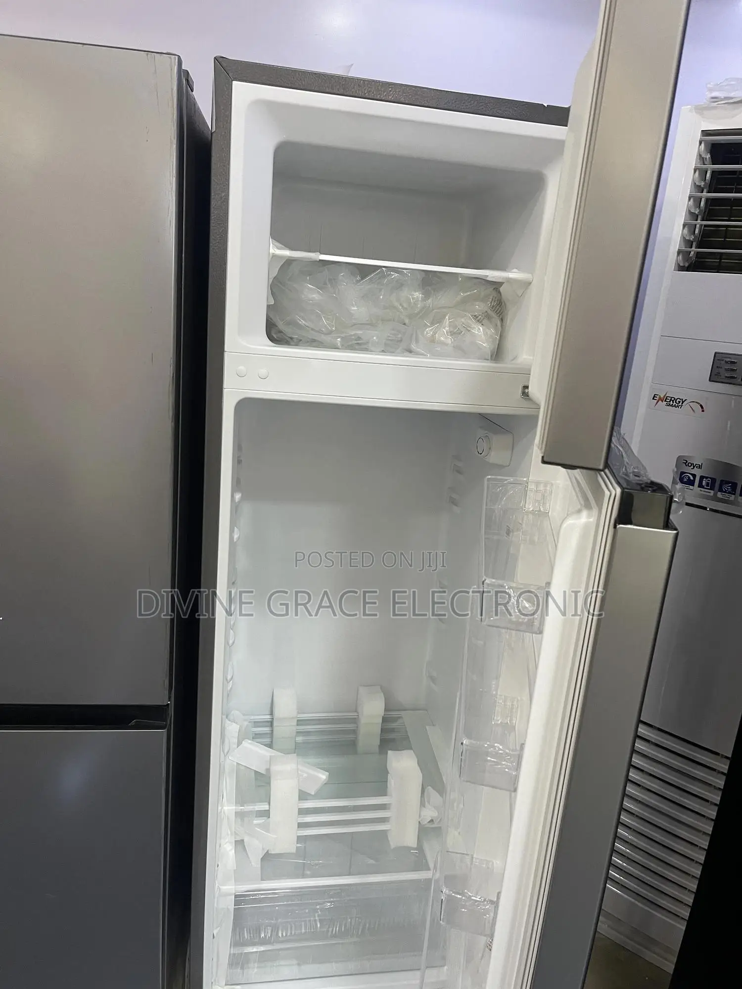 Brand New Hisense Double Door Refrigerator 200dr(154l)