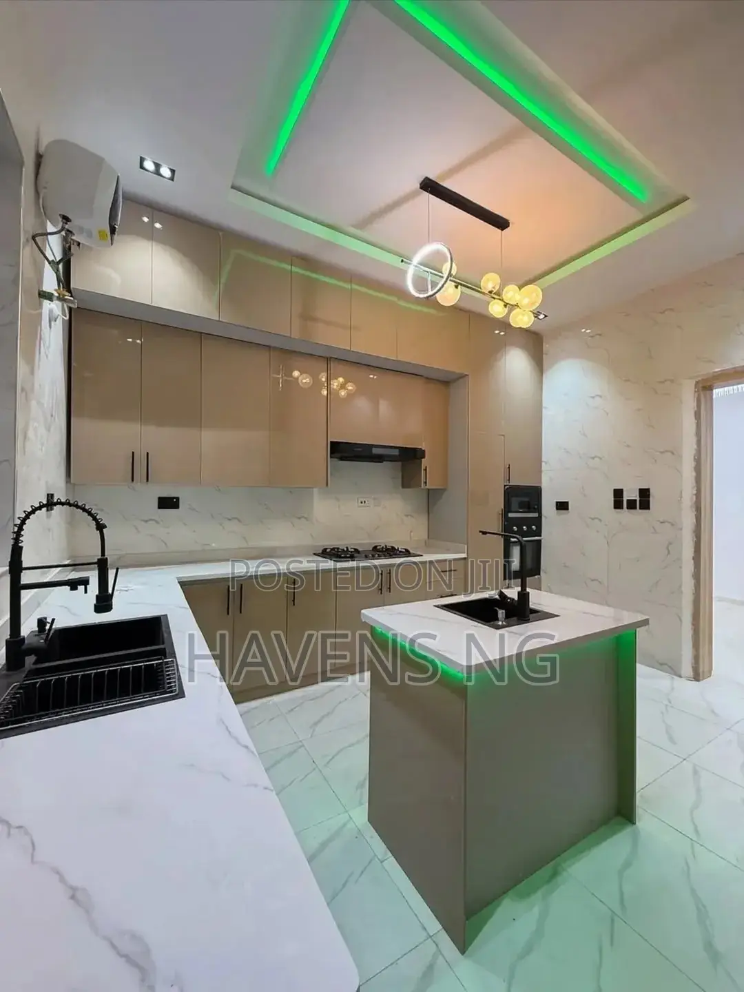 4bdrm Duplex in Lekki Expressway for sale