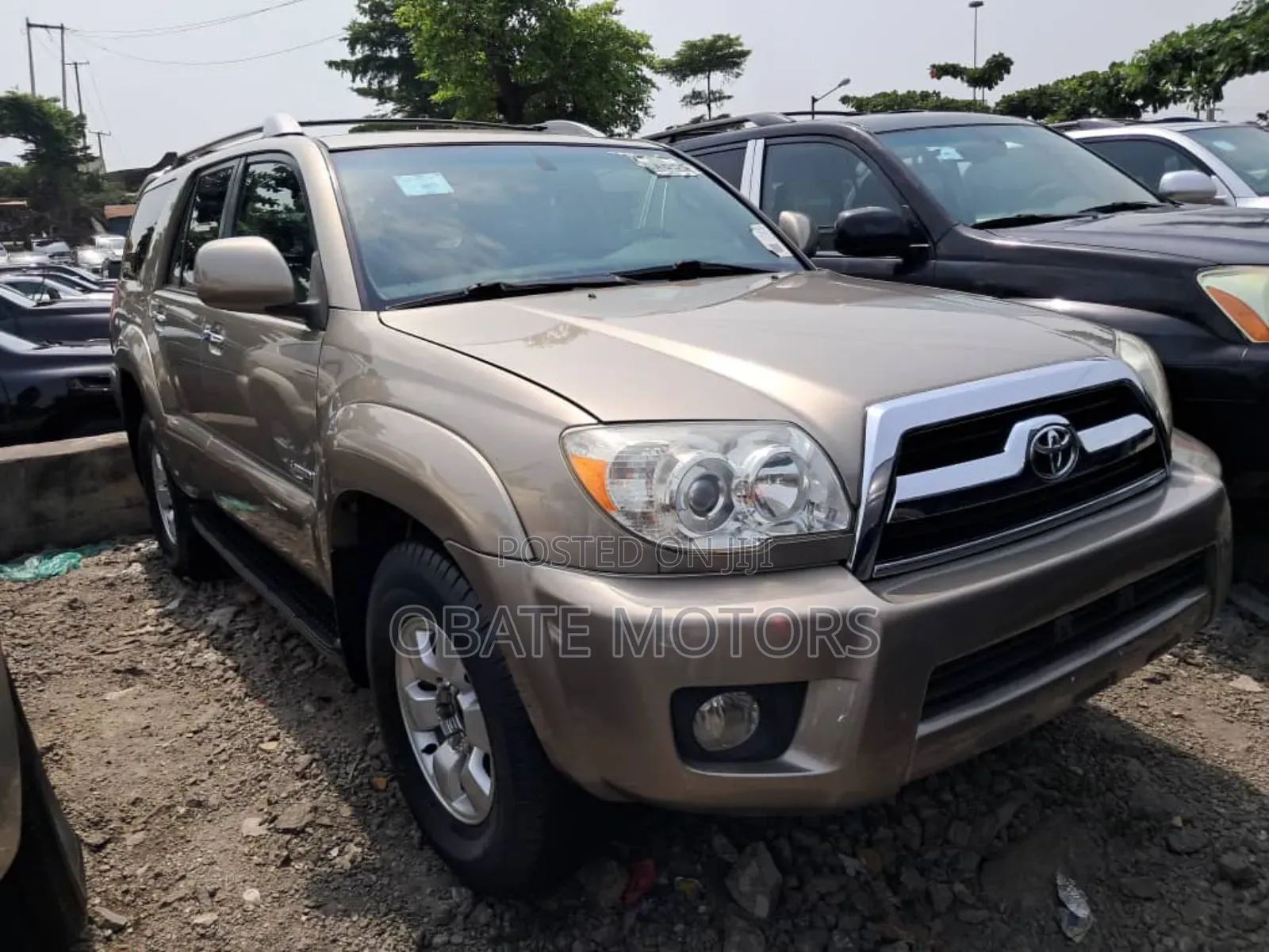 Toyota 4-Runner Limited 2008 Gold