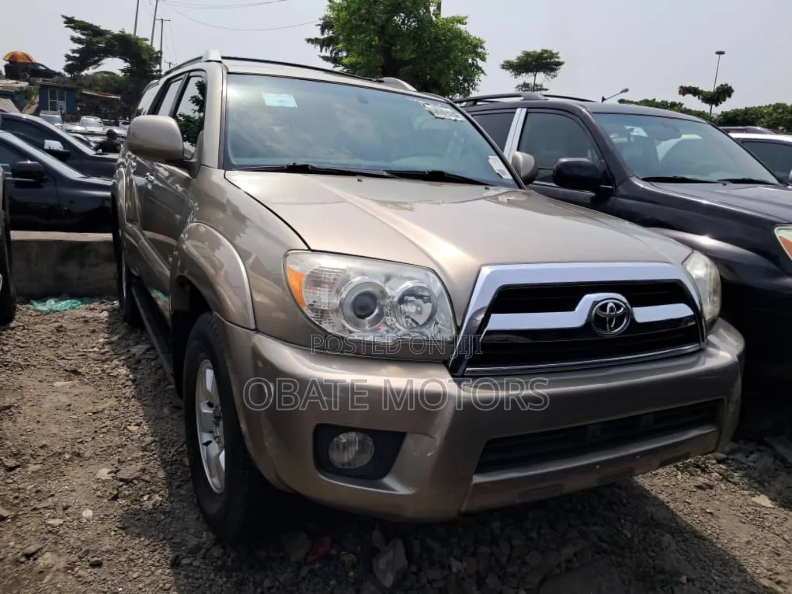Toyota 4-Runner Limited 2008 Gold