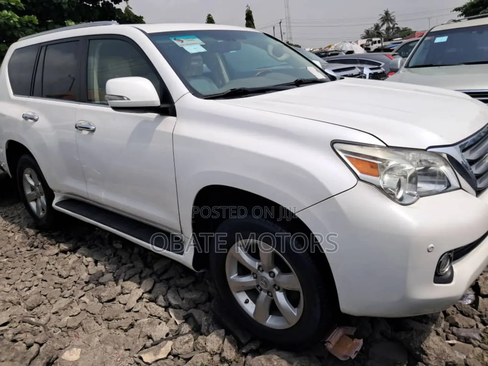 Lexus GX 460 Premium 2013 White