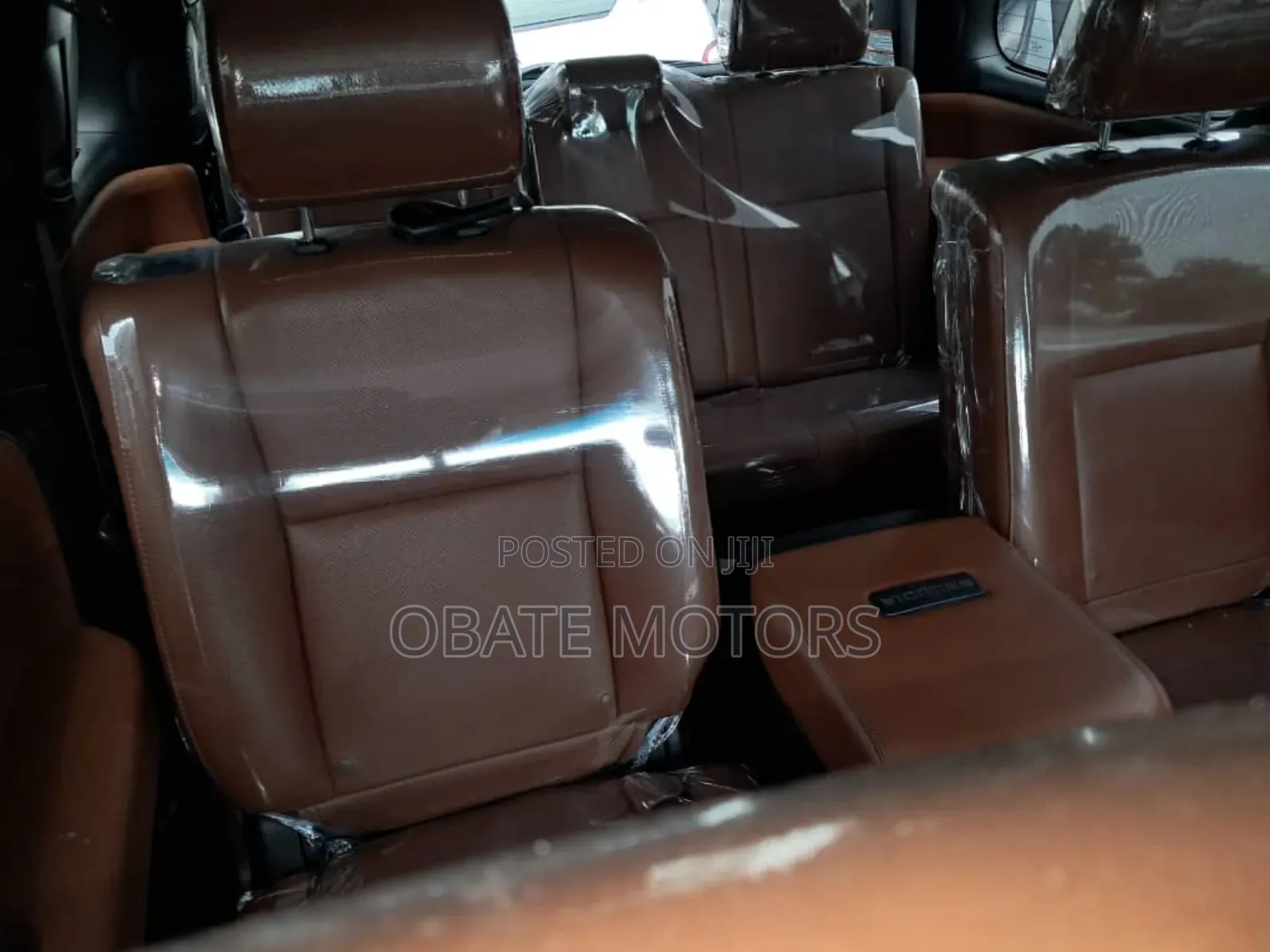 Toyota Sequoia Platinum 4dr SUV (5.7L 8cyl 6A) 2015 Black