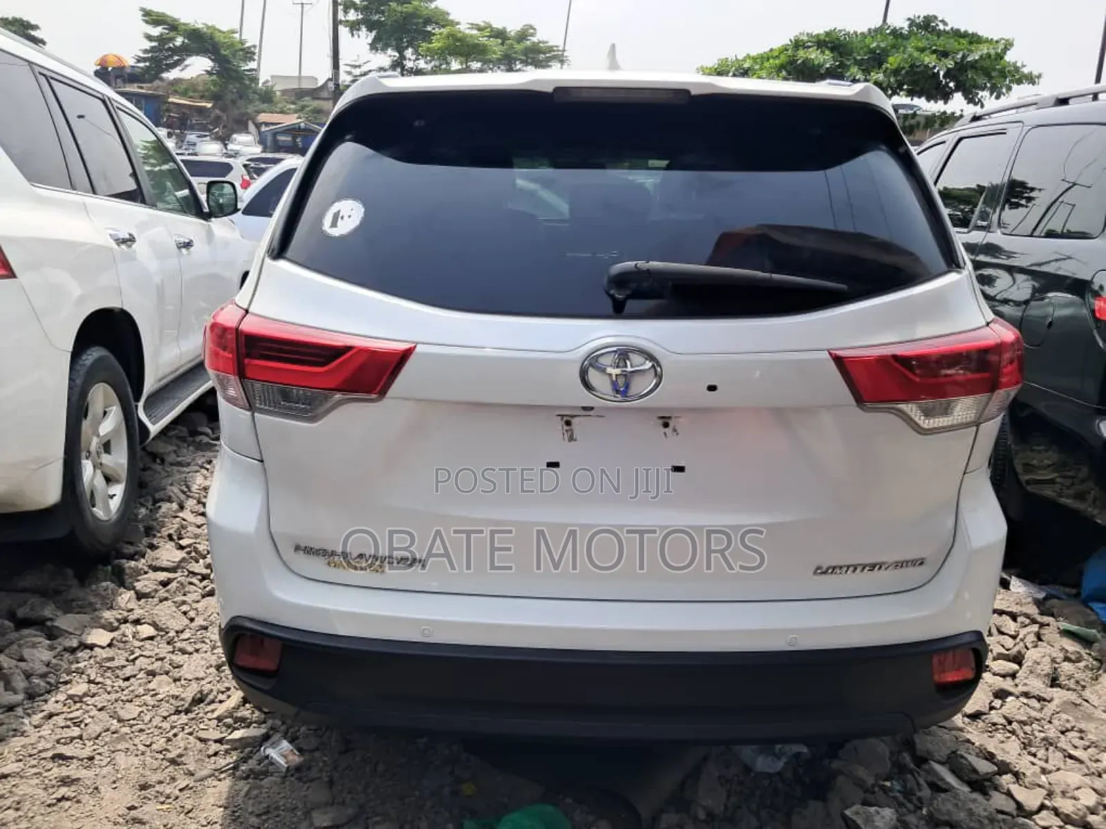 Toyota Highlander Limited 4dr SUV AWD (3.5L 6cyl 6A) 2015 White