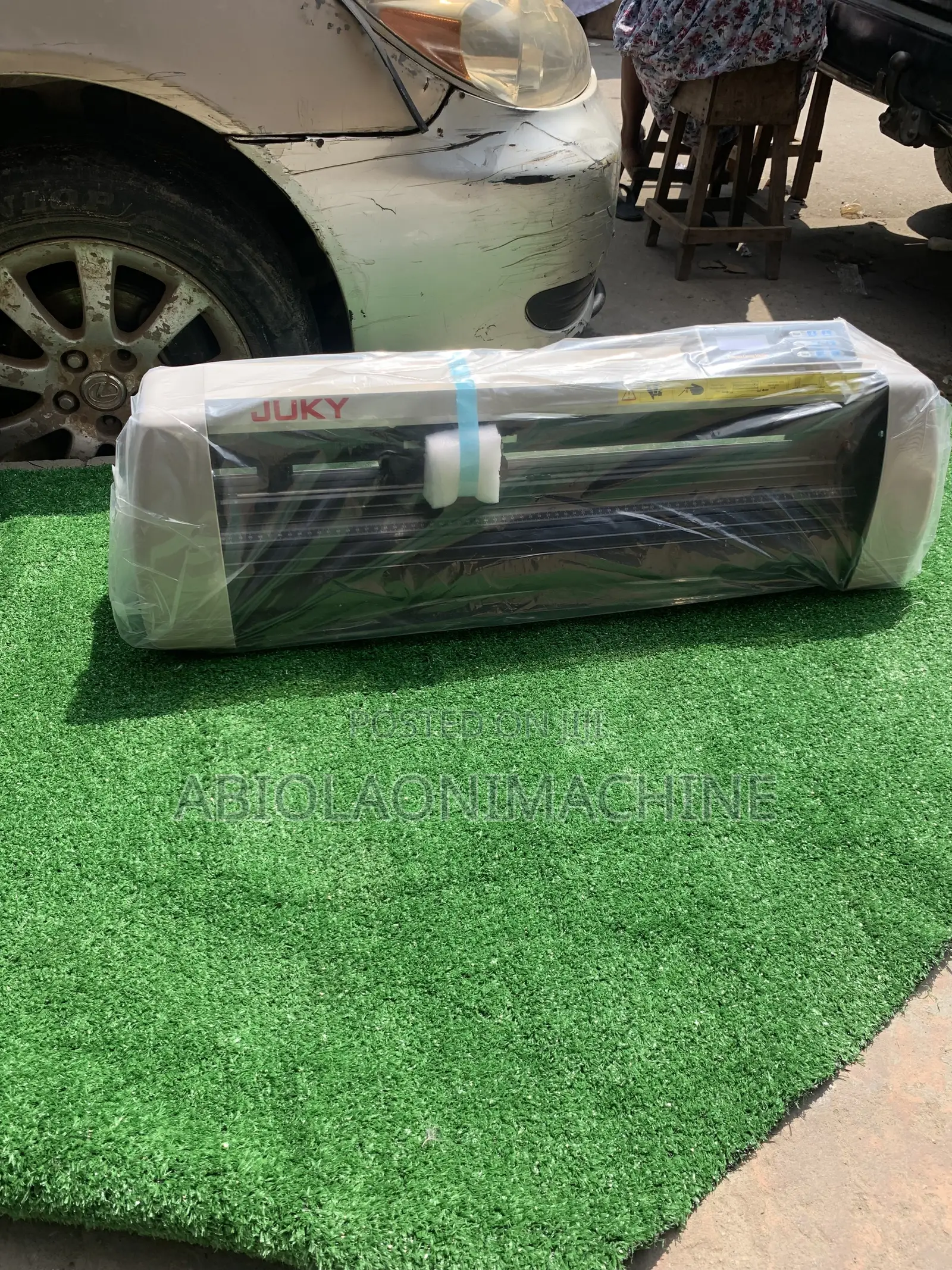 Juky 2ft Cutting Plotter (Vinyl Sticker Cutting Machine)