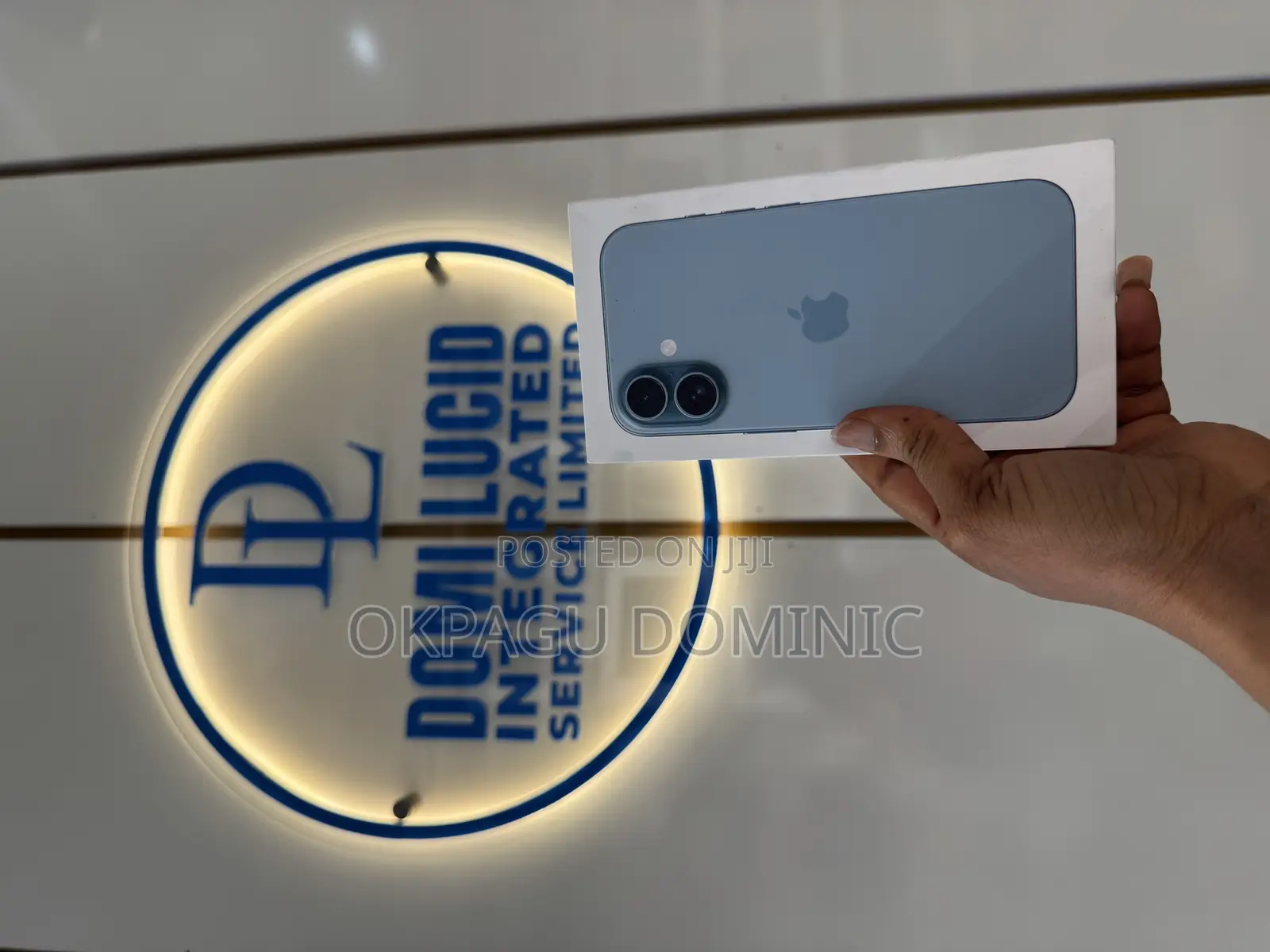 New Apple iPhone 16 128 GB Green