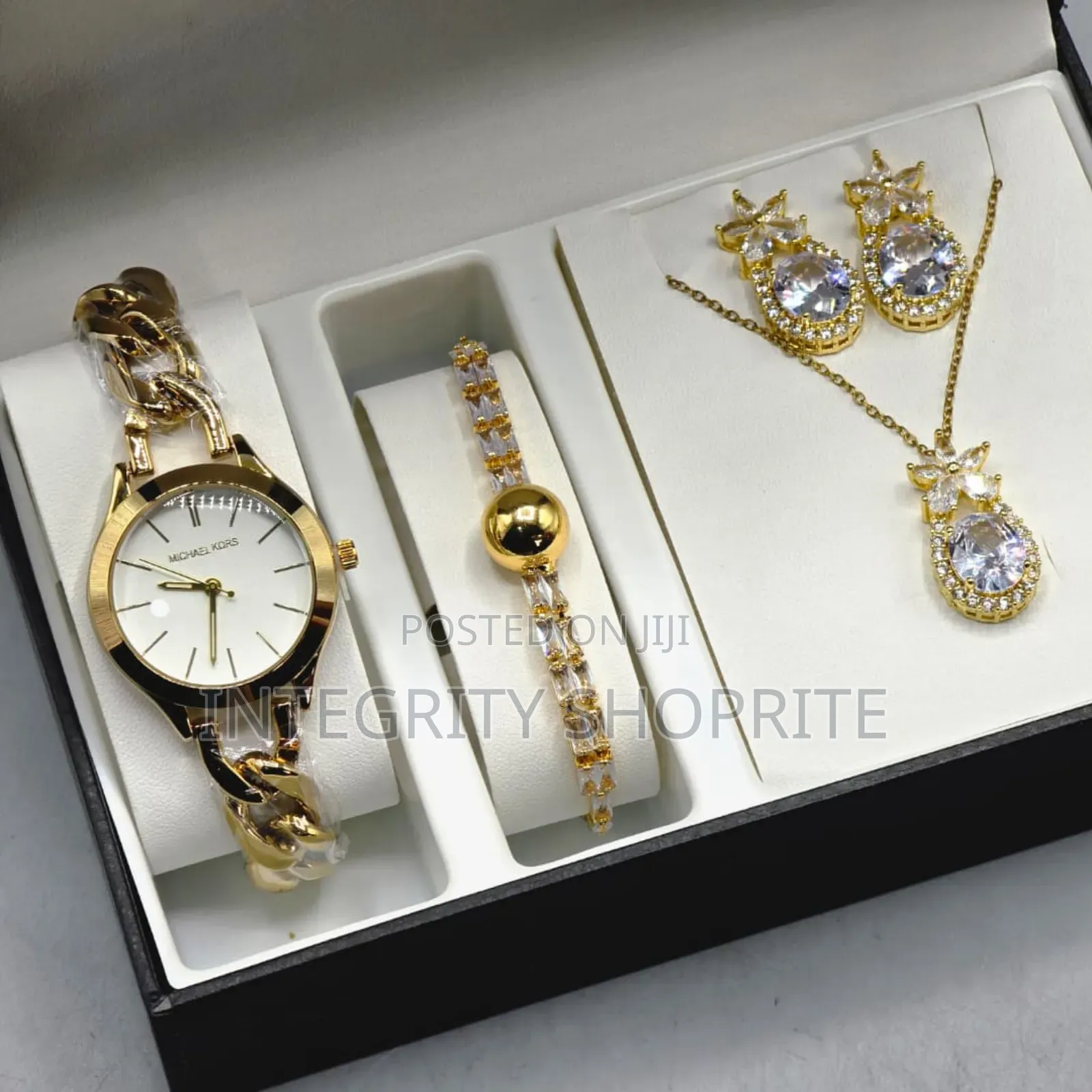 Diamond Gold Female Wristwatch+Necklace+Bracelet