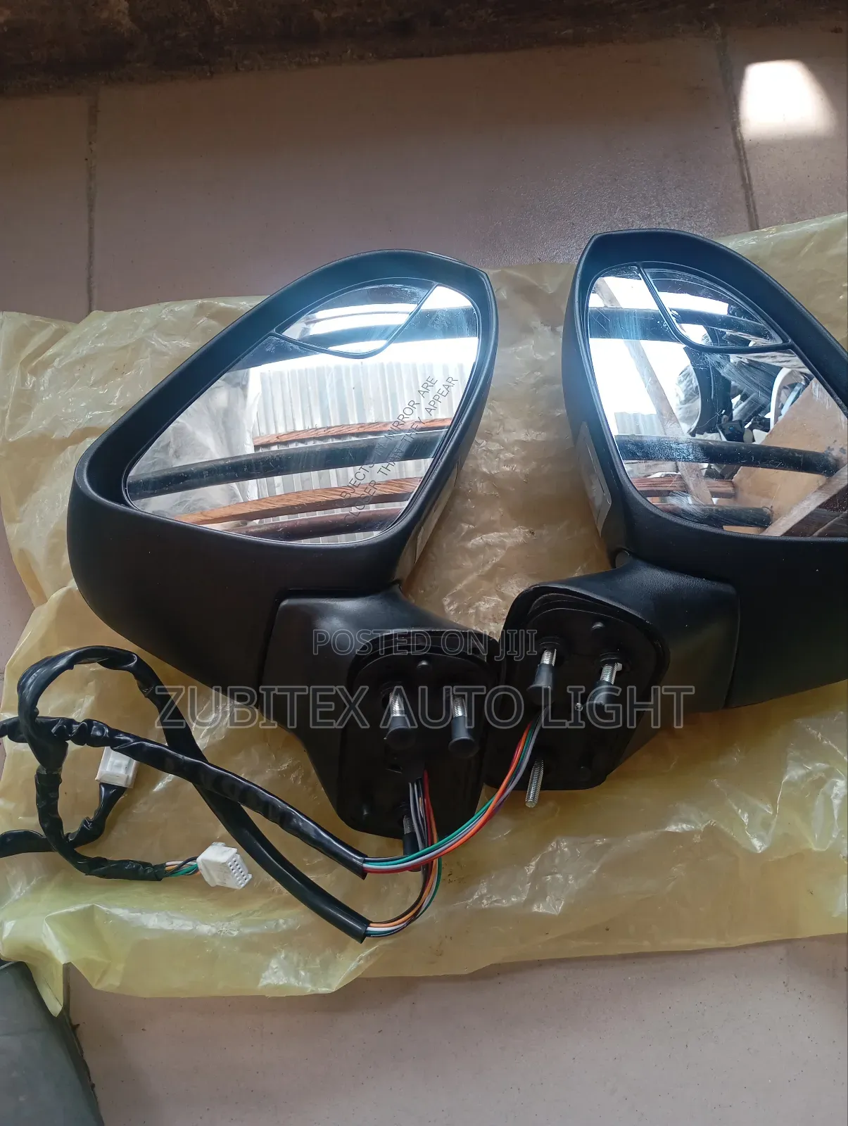Set of Side Mirror Venza 013