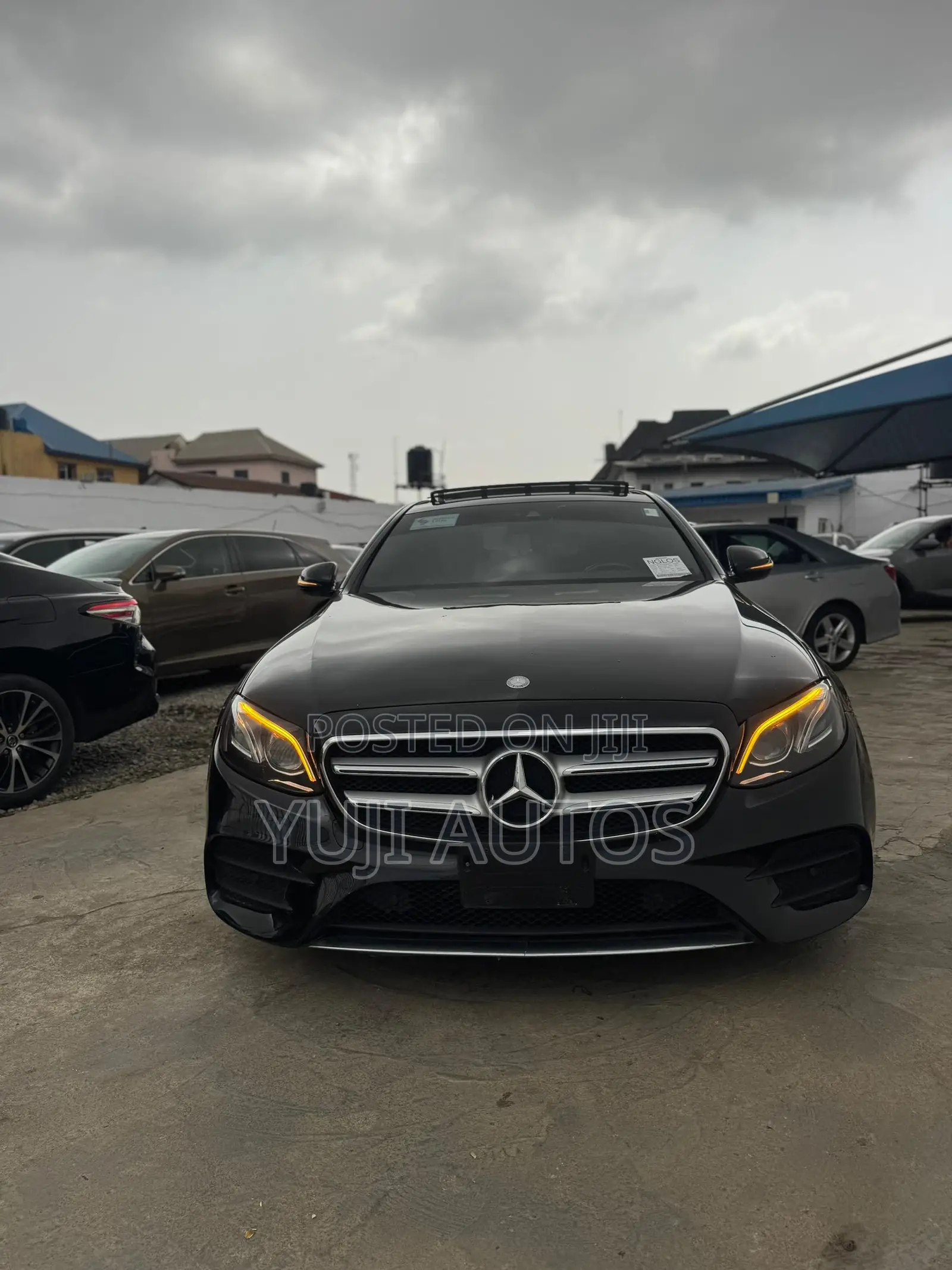 Mercedes-Benz E300 2016 Black