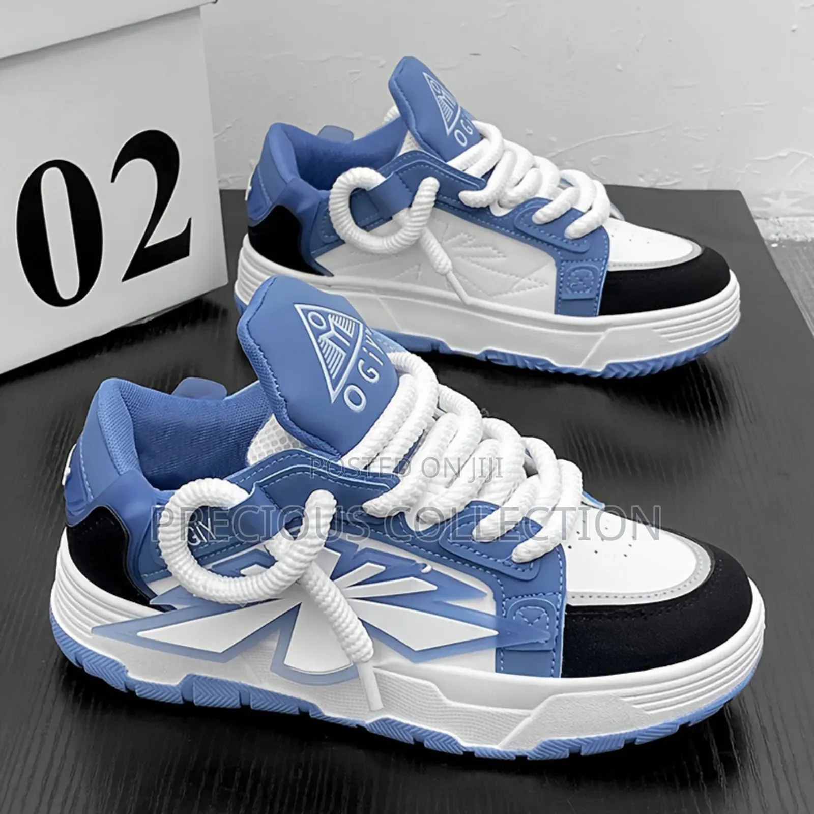 Unisex Oggi Star Sneakers