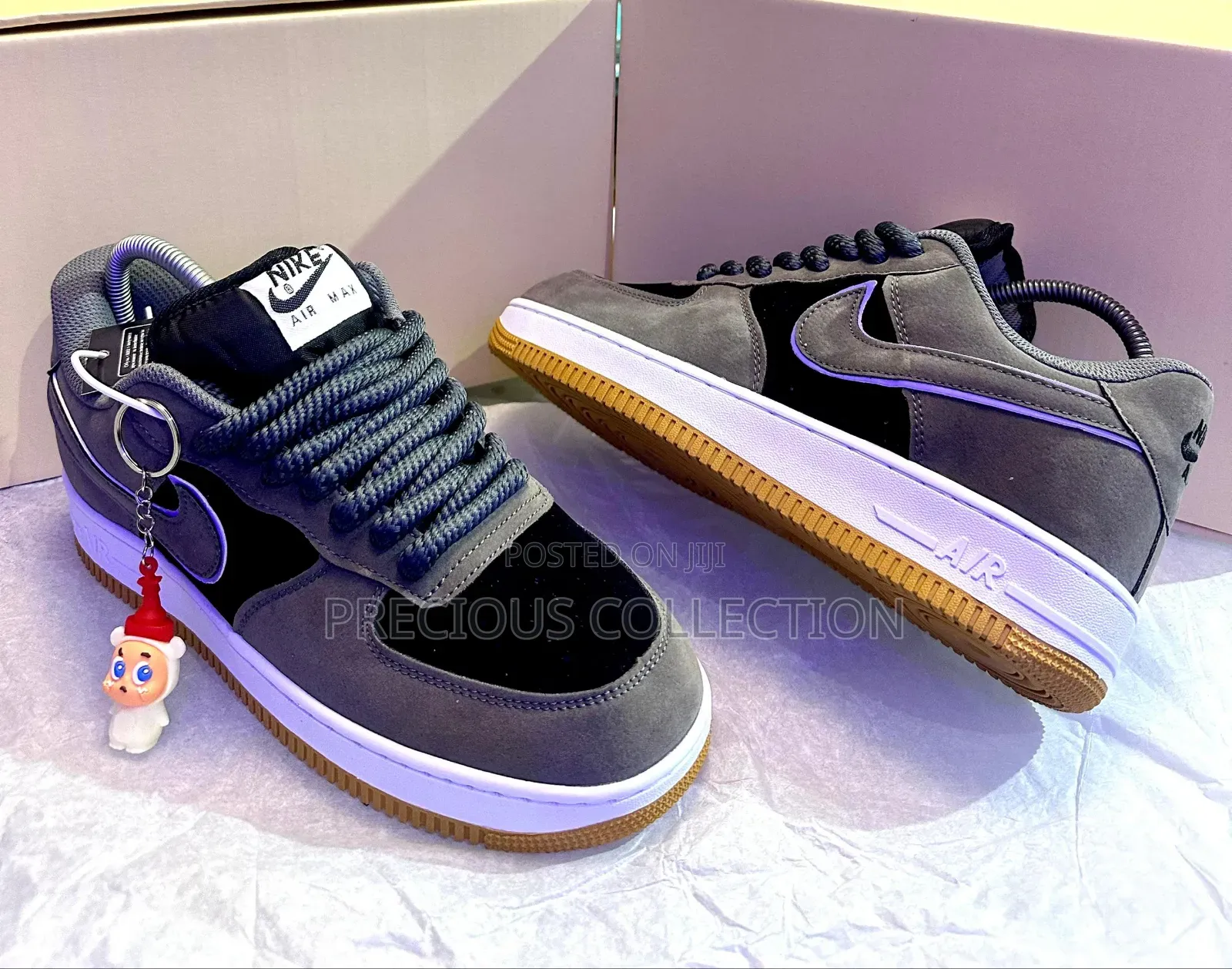 Unisex High Quality Nike Sneakers With Bold Lace