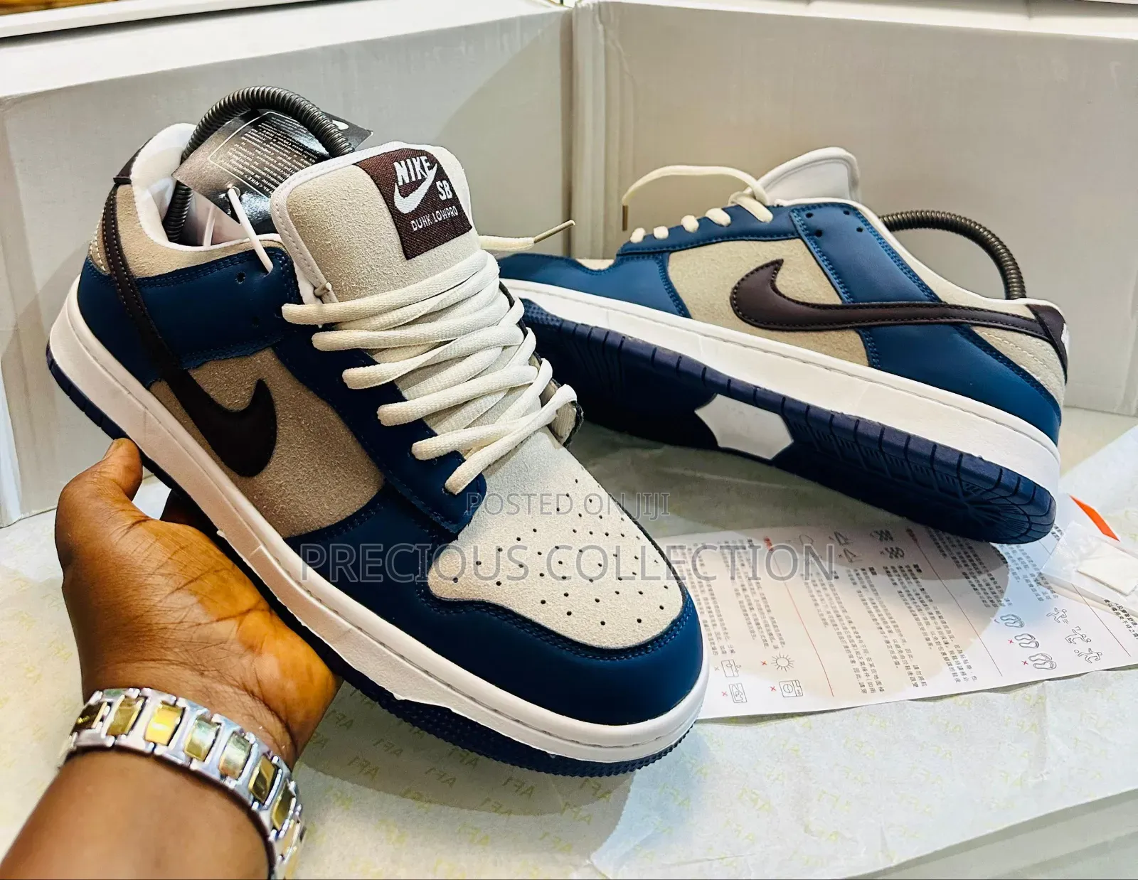 Unisex High Quality Nike Sneakers With Bold Lace
