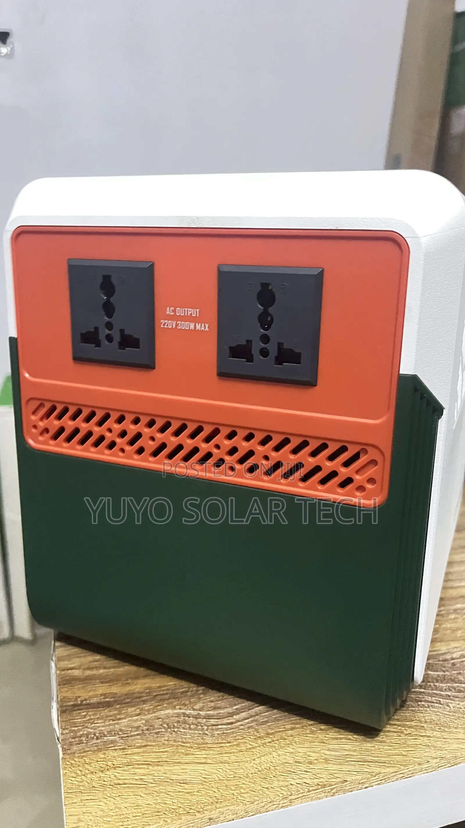 Cola 1000 Pro Power Station