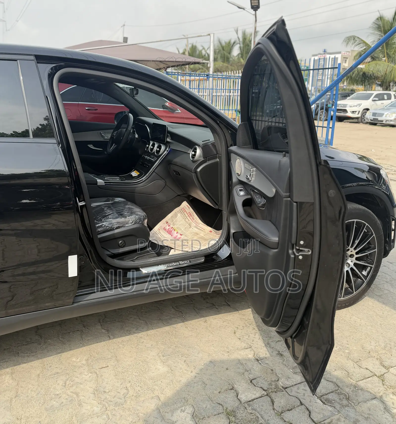 Mercedes-Benz GLC-Class GLC 300 4MATIC AWD 2023 Black