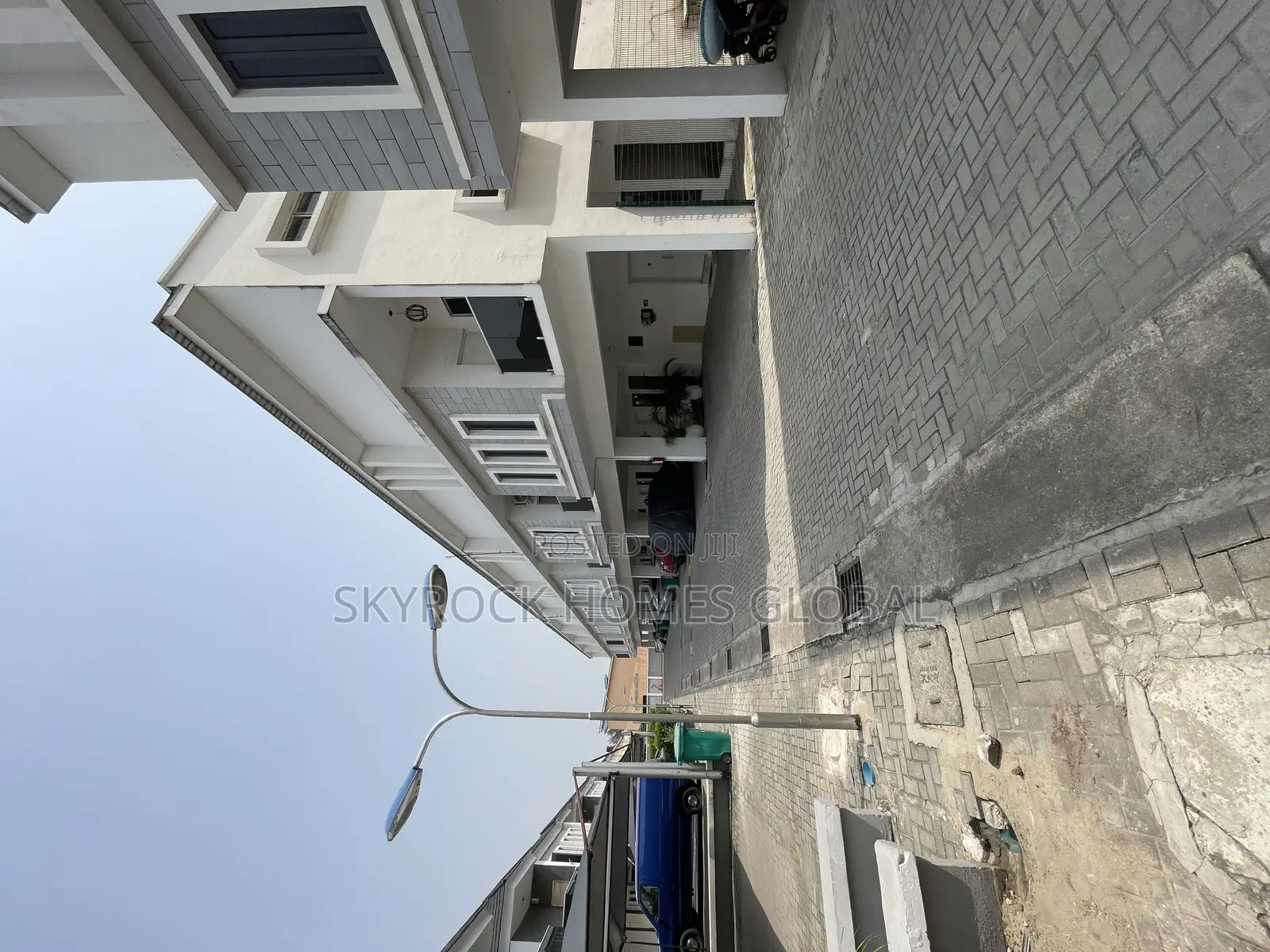 4bdrm Duplex in Victoria Crest, Chevron for rent