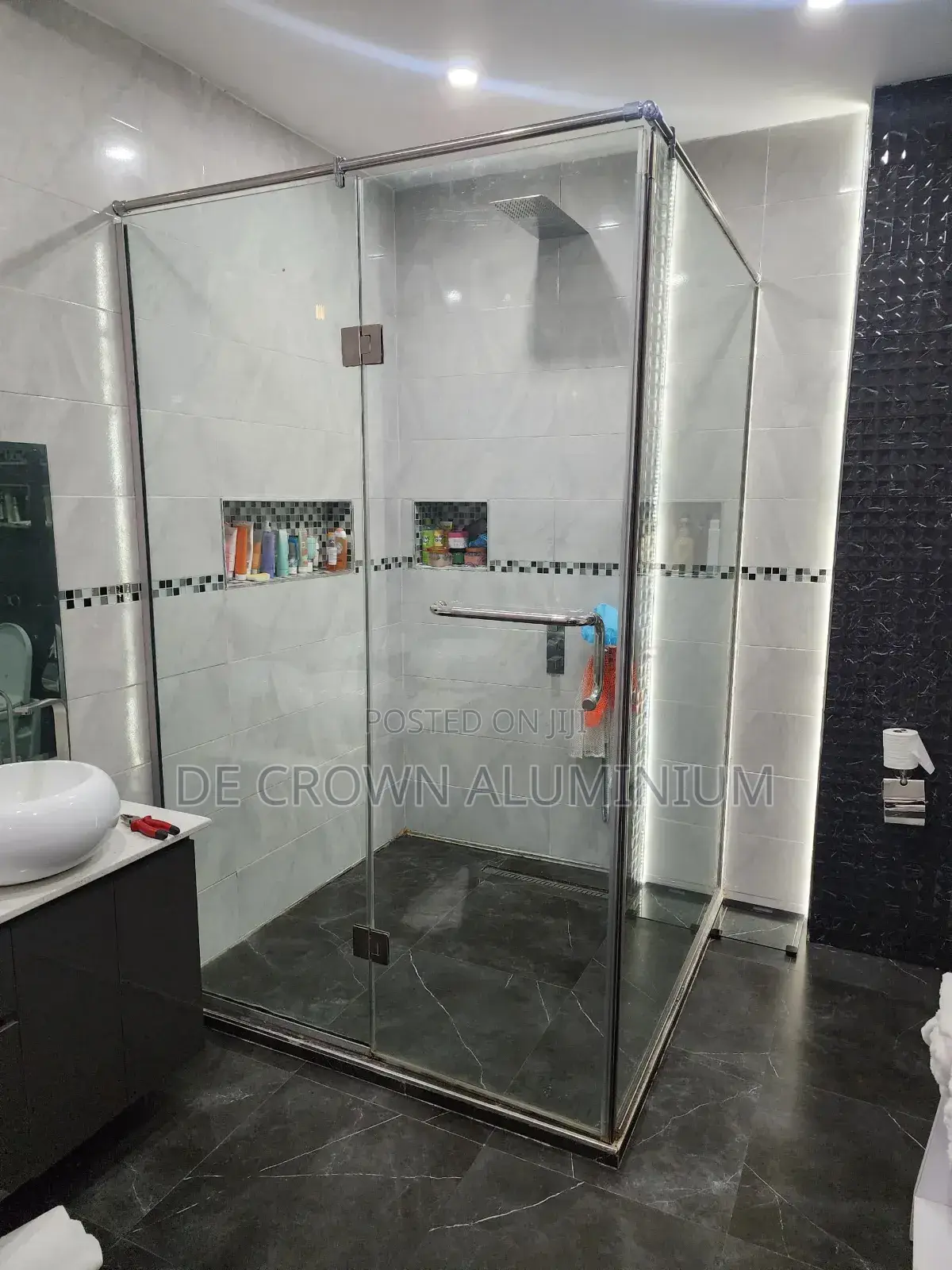 Glass Door Toilet and Bathroom