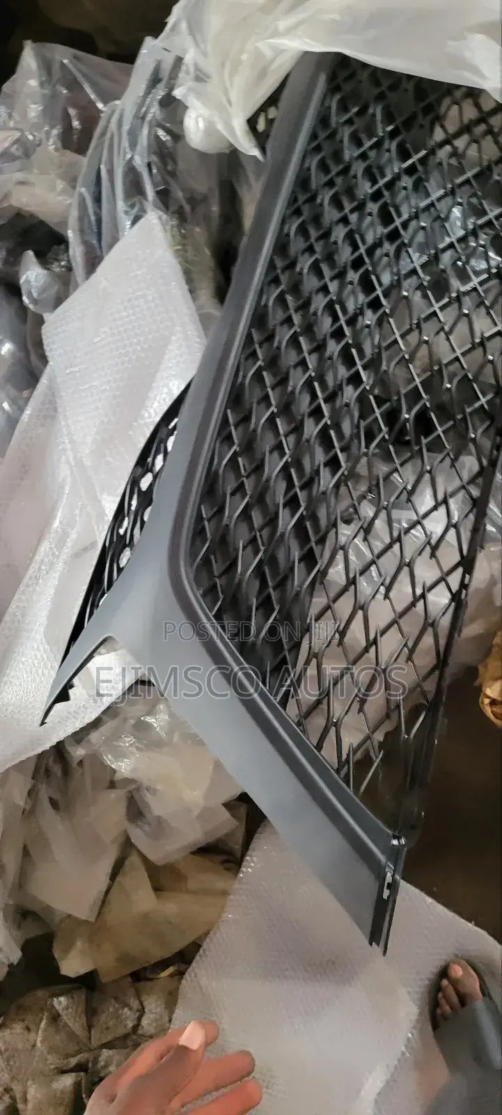 Down Grill Camry 2018 Model