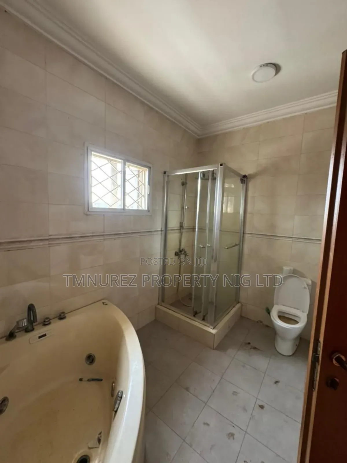 4bdrm Duplex in Agungi for rent