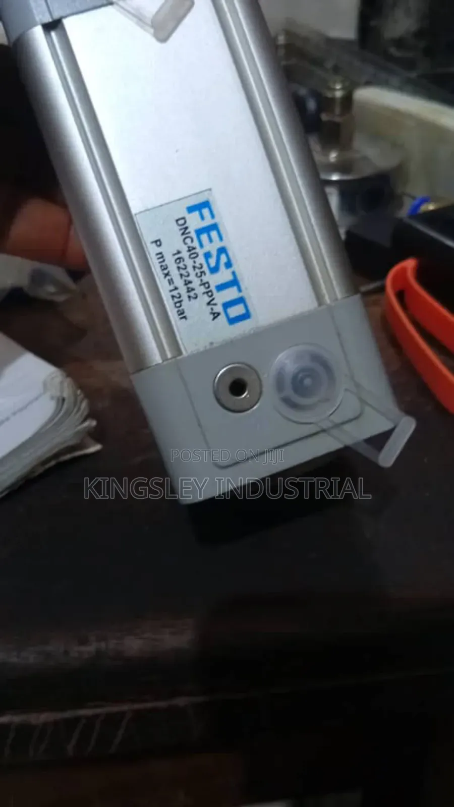 Festo Dnc40-25-PPV-a Pneumatic Cylinder.