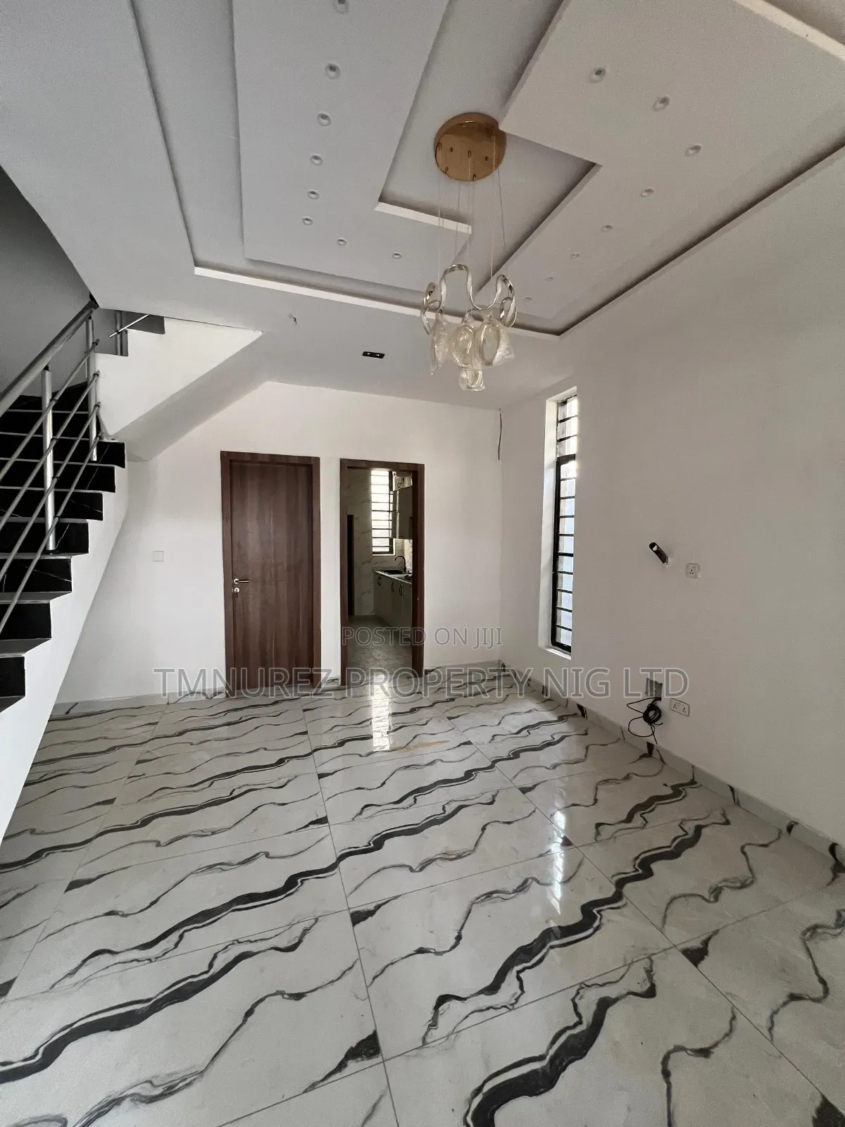 4bdrm Duplex in Ikota for rent