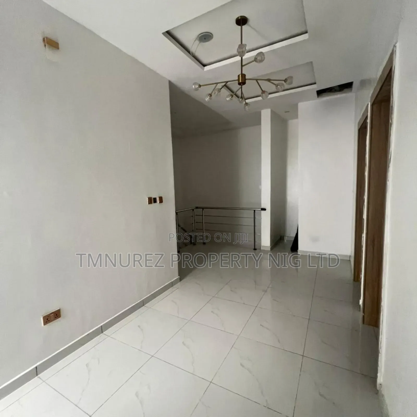 4bdrm Duplex in Chevron for rent