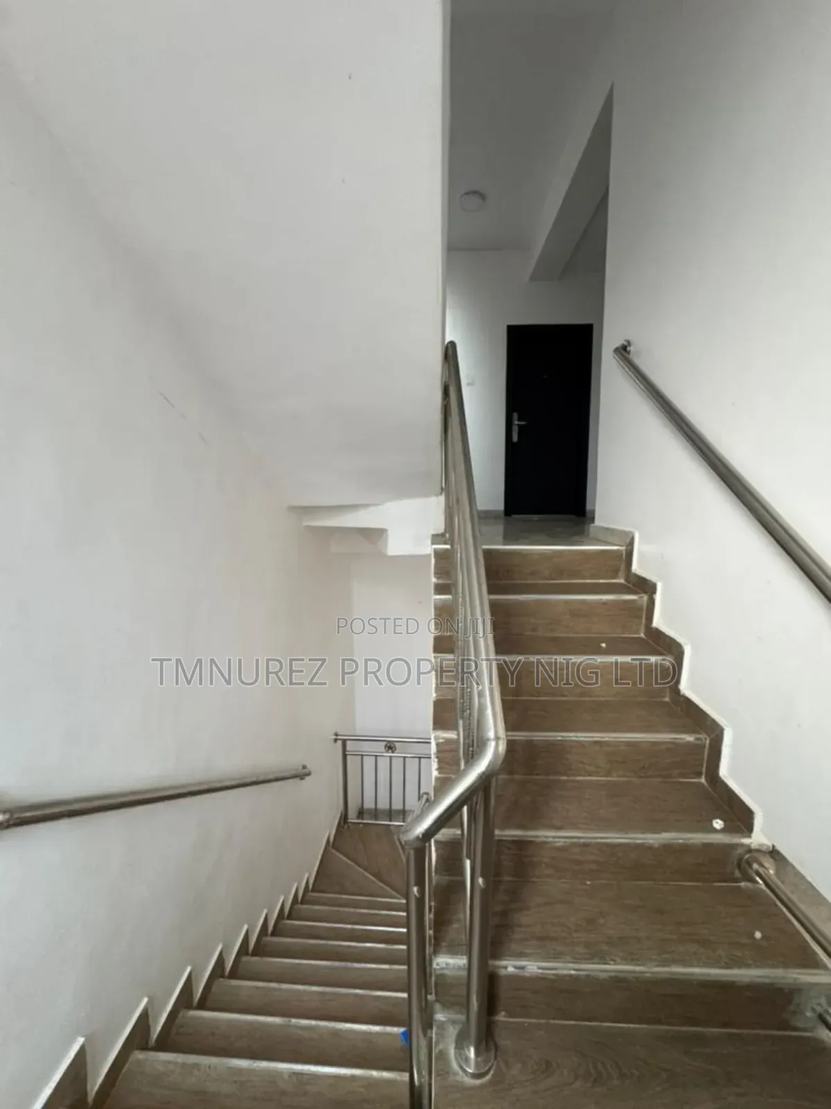 4bdrm Duplex in Ikota for rent
