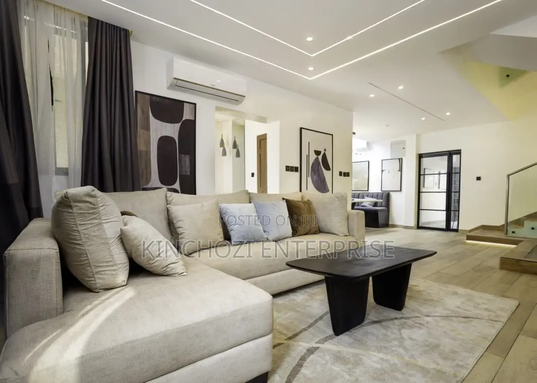 4bdrm Duplex in Parkview Estate for sale