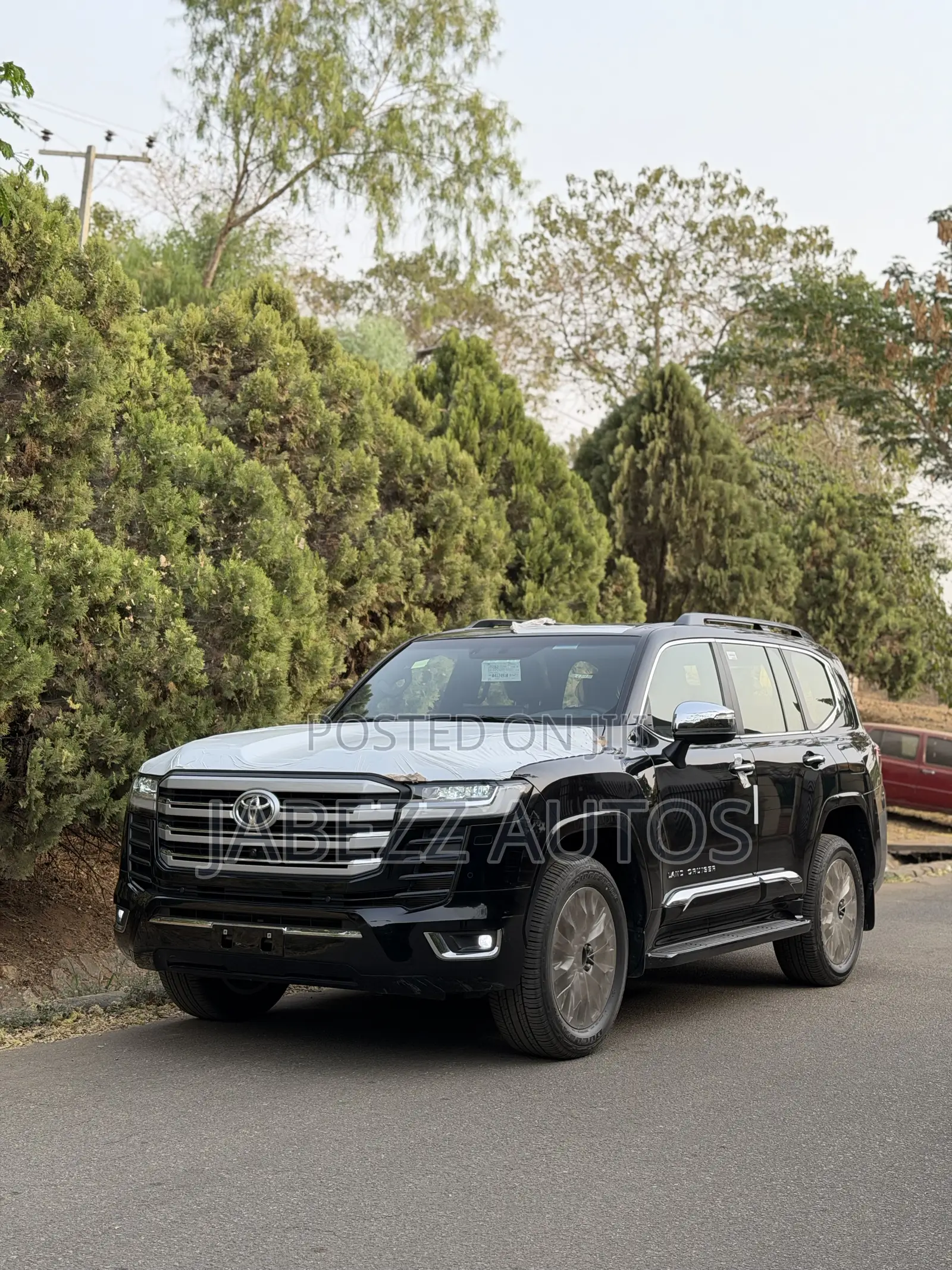New Toyota Land Cruiser LC300 2025 Black