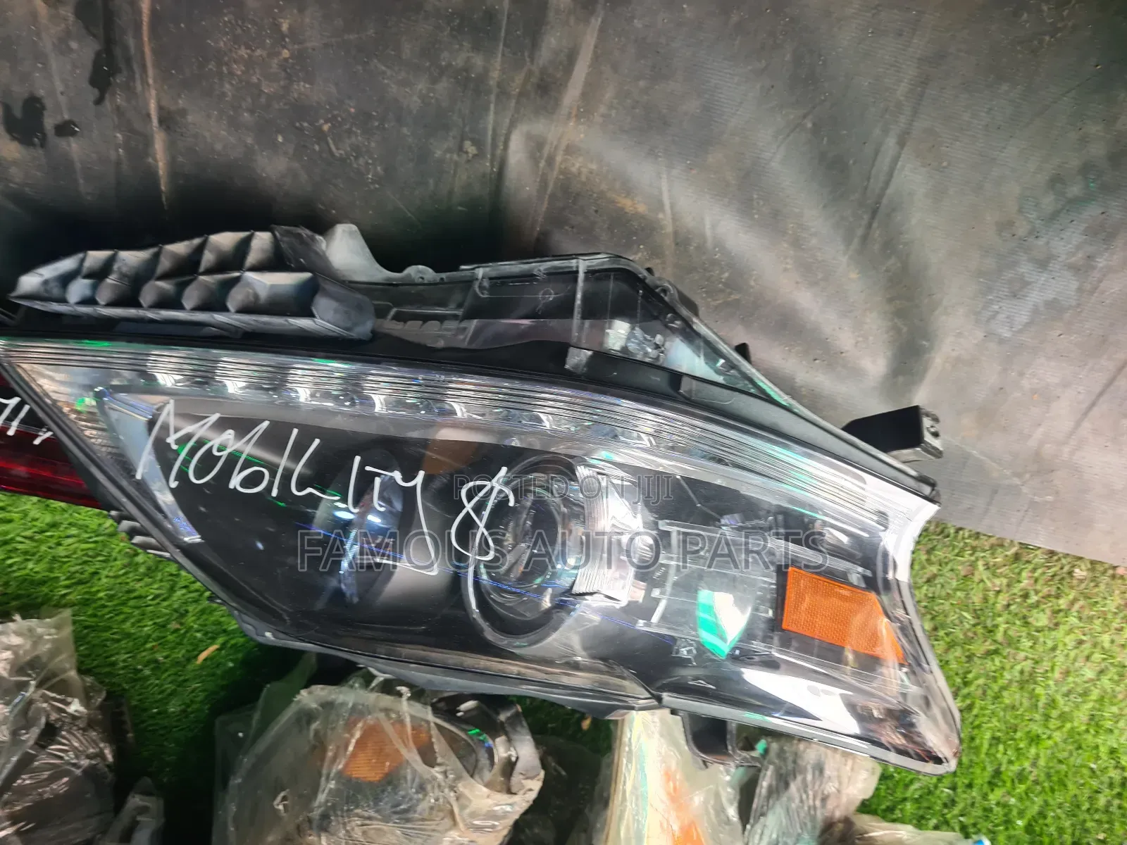 Headlight Lexus Lx350 Direct Tokunbo
