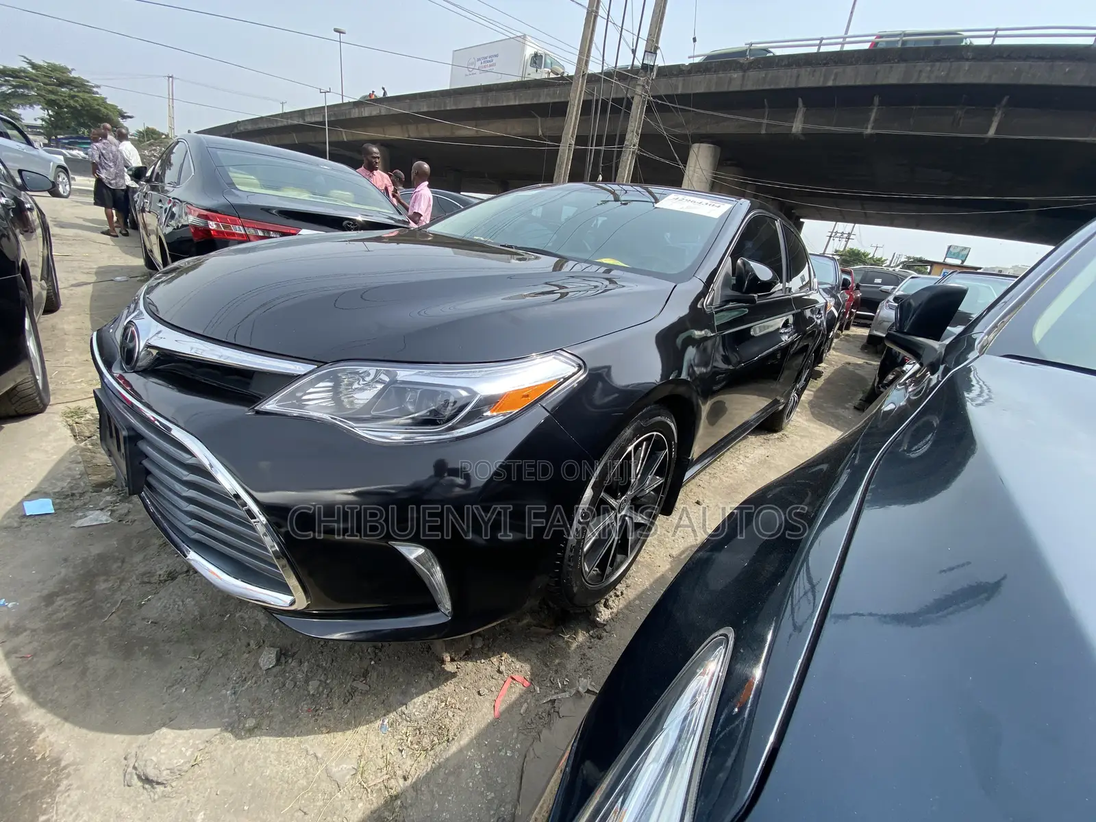 Toyota Avalon Limited 4dr Sedan (3.5L 6cyl 6A) 2015 Black