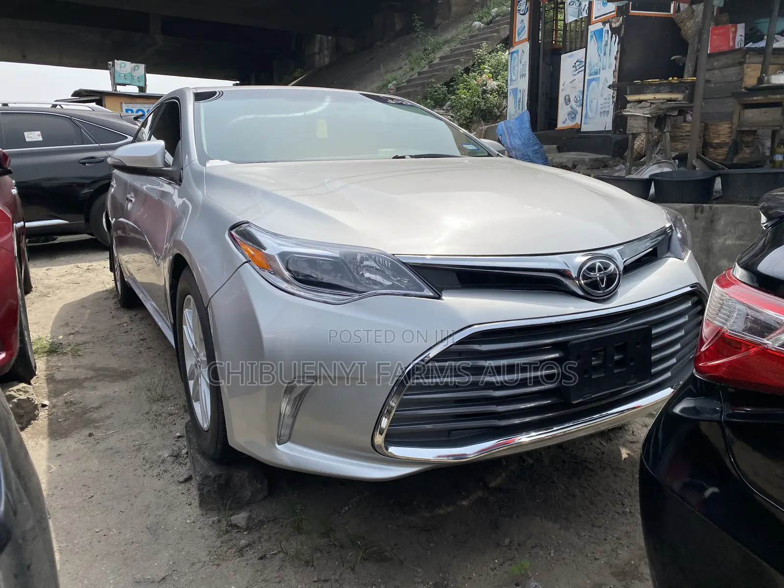 Toyota Avalon XLE Sedar FWD (3.5L 6cyl 6A) 2013 Silver