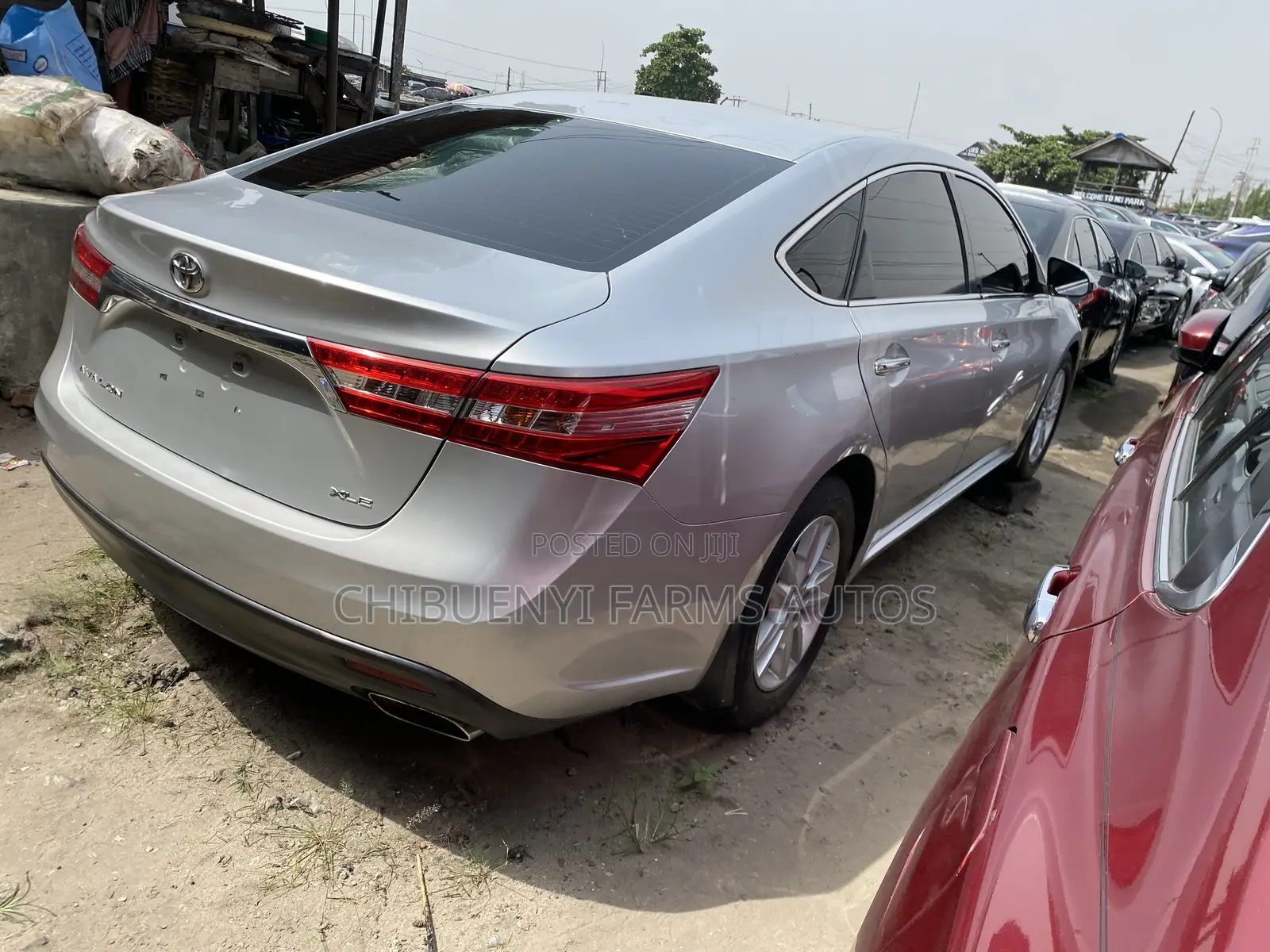 Toyota Avalon XLE Sedar FWD (3.5L 6cyl 6A) 2013 Silver