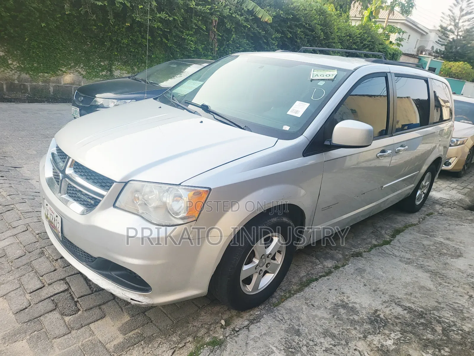 Dodge Caravan for Car Hire/ Long Term and Short Term Lease