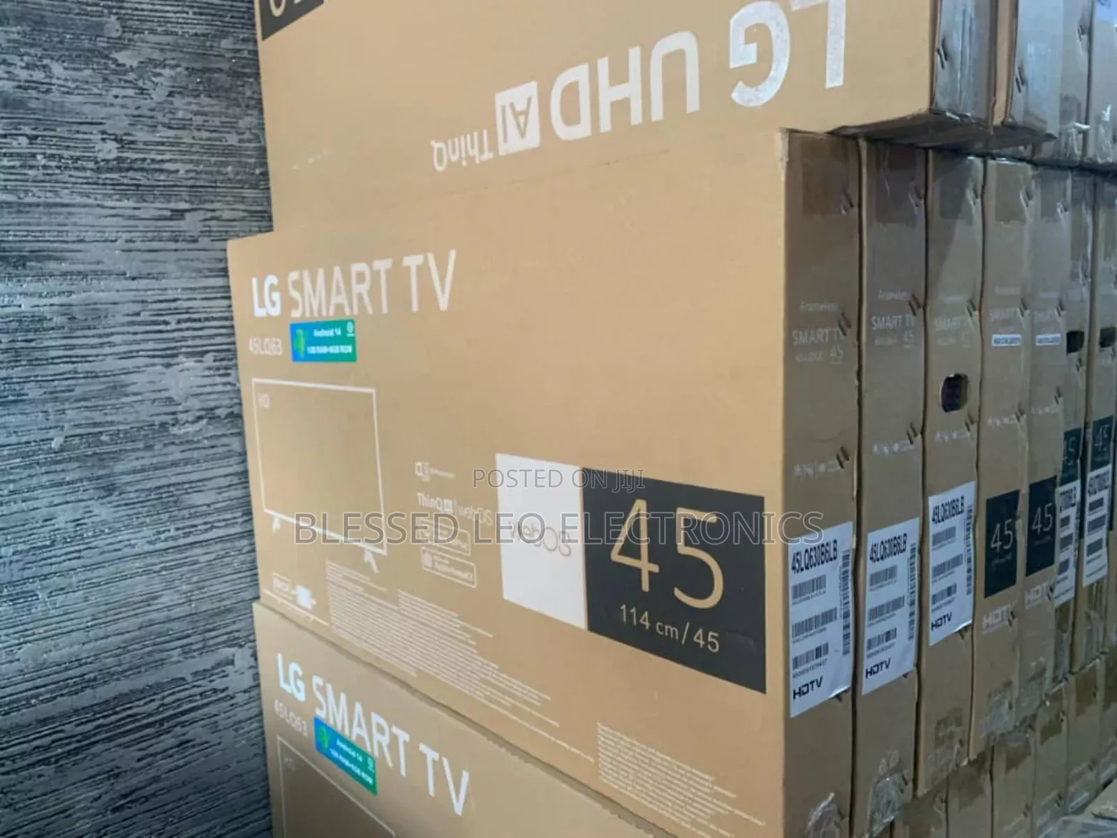 45inches With Inbuilt Bluetooth Netflix Youtube and More