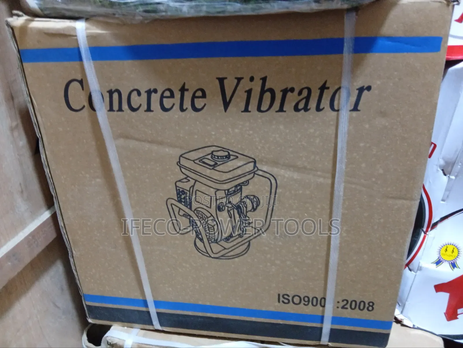 Petrol Concrete Vibrator Machine
