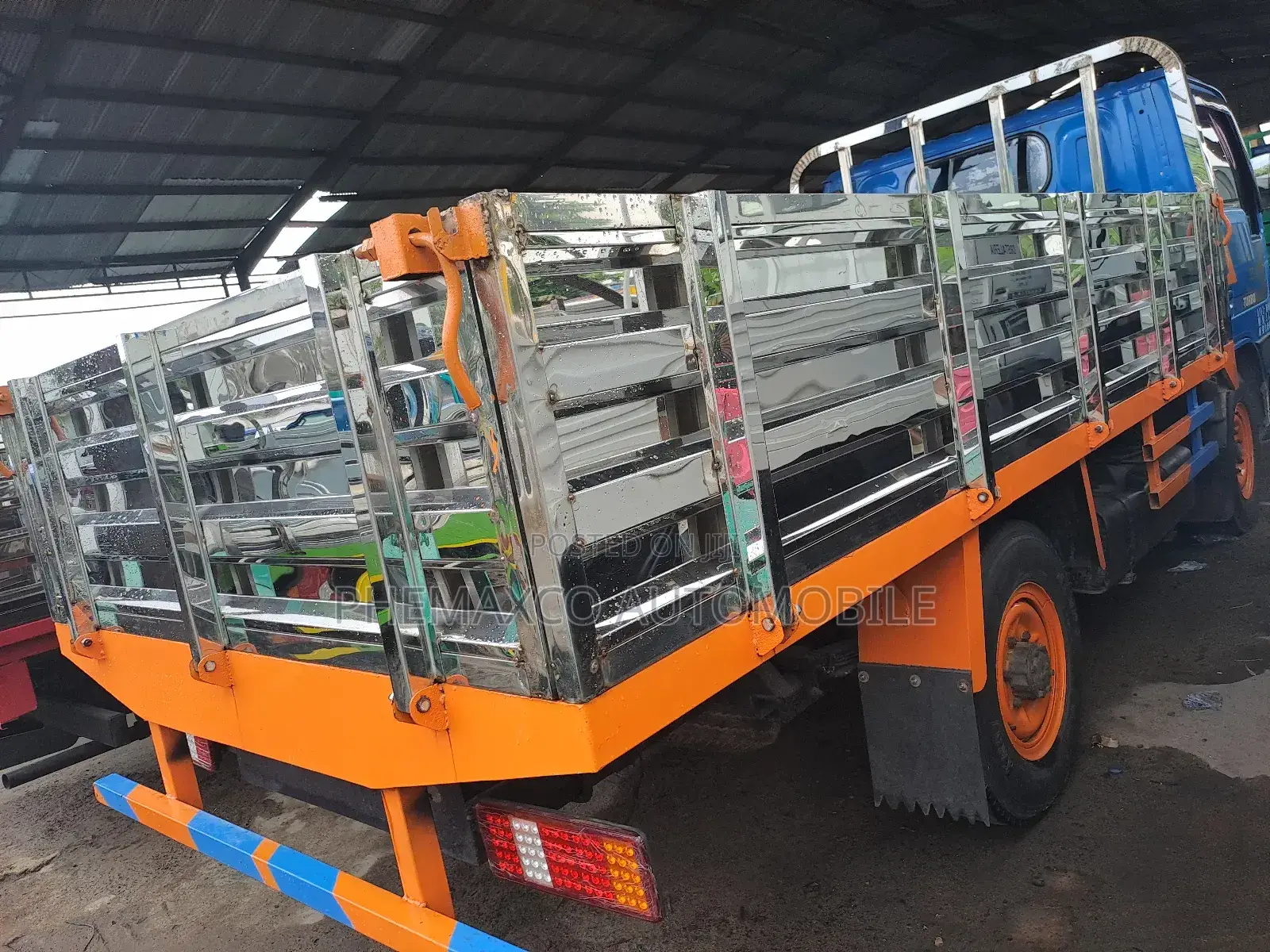 Nissan Cabstar Trucks