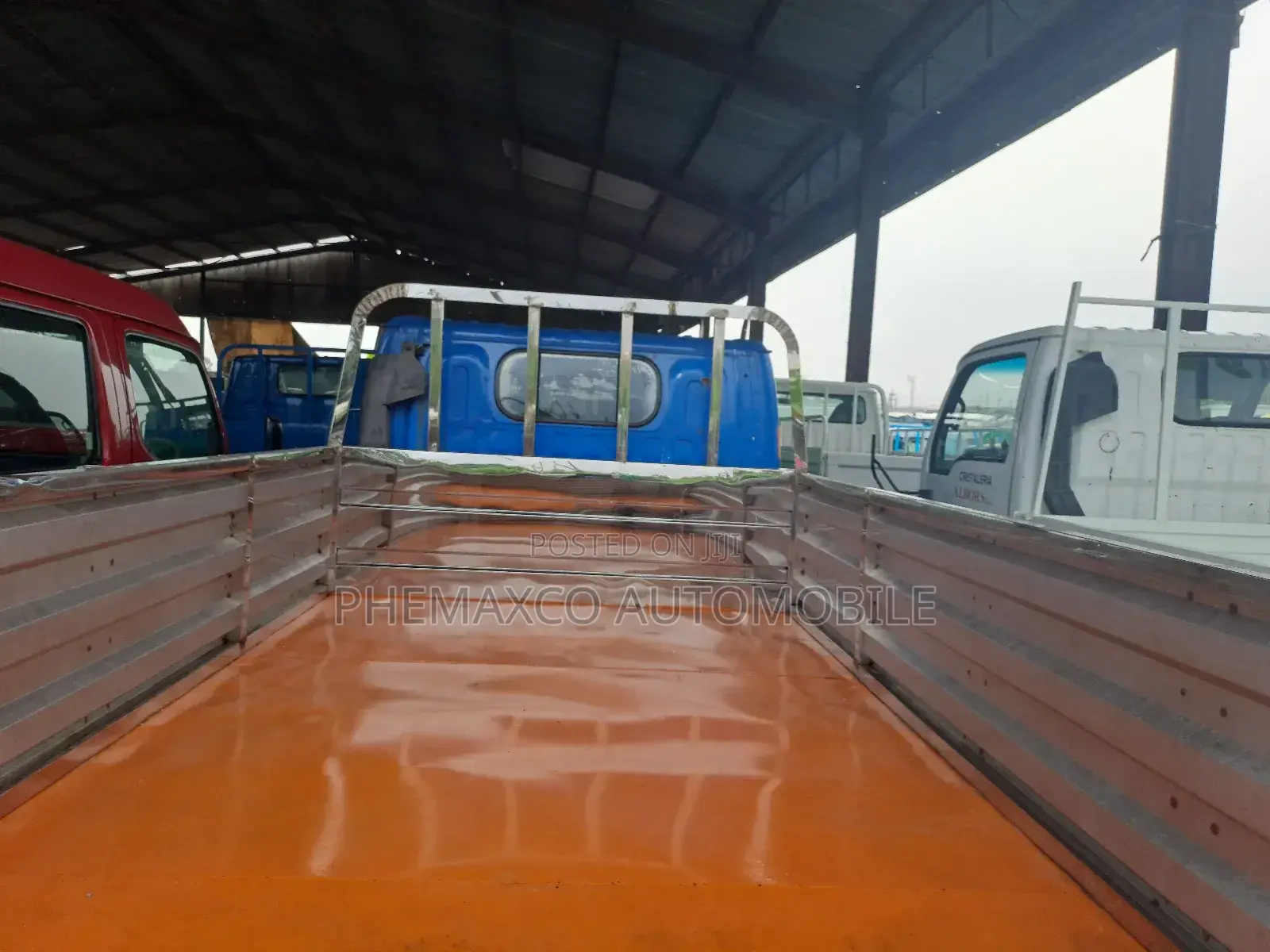 Nissan Cabstar Trucks