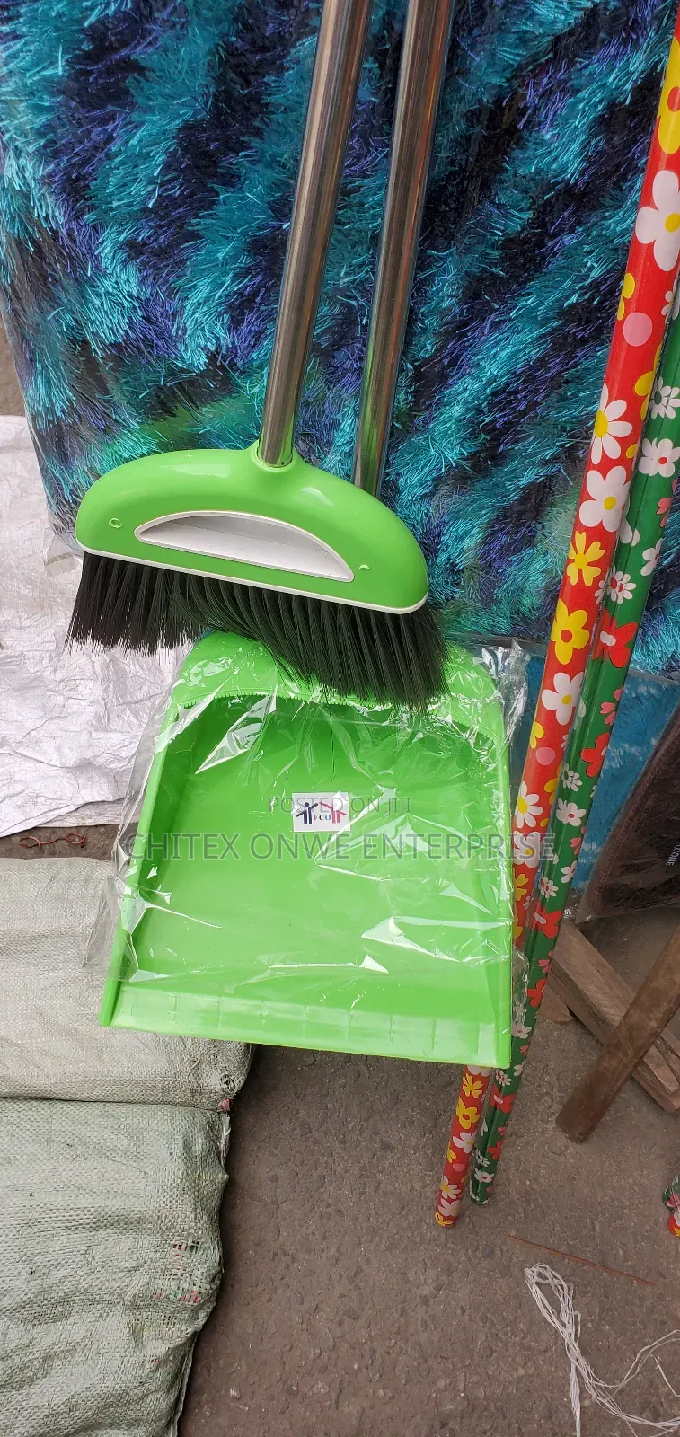 Broom And Dustpan Set / Sweeping Set, /Cleaning Set,Broom And Pan.