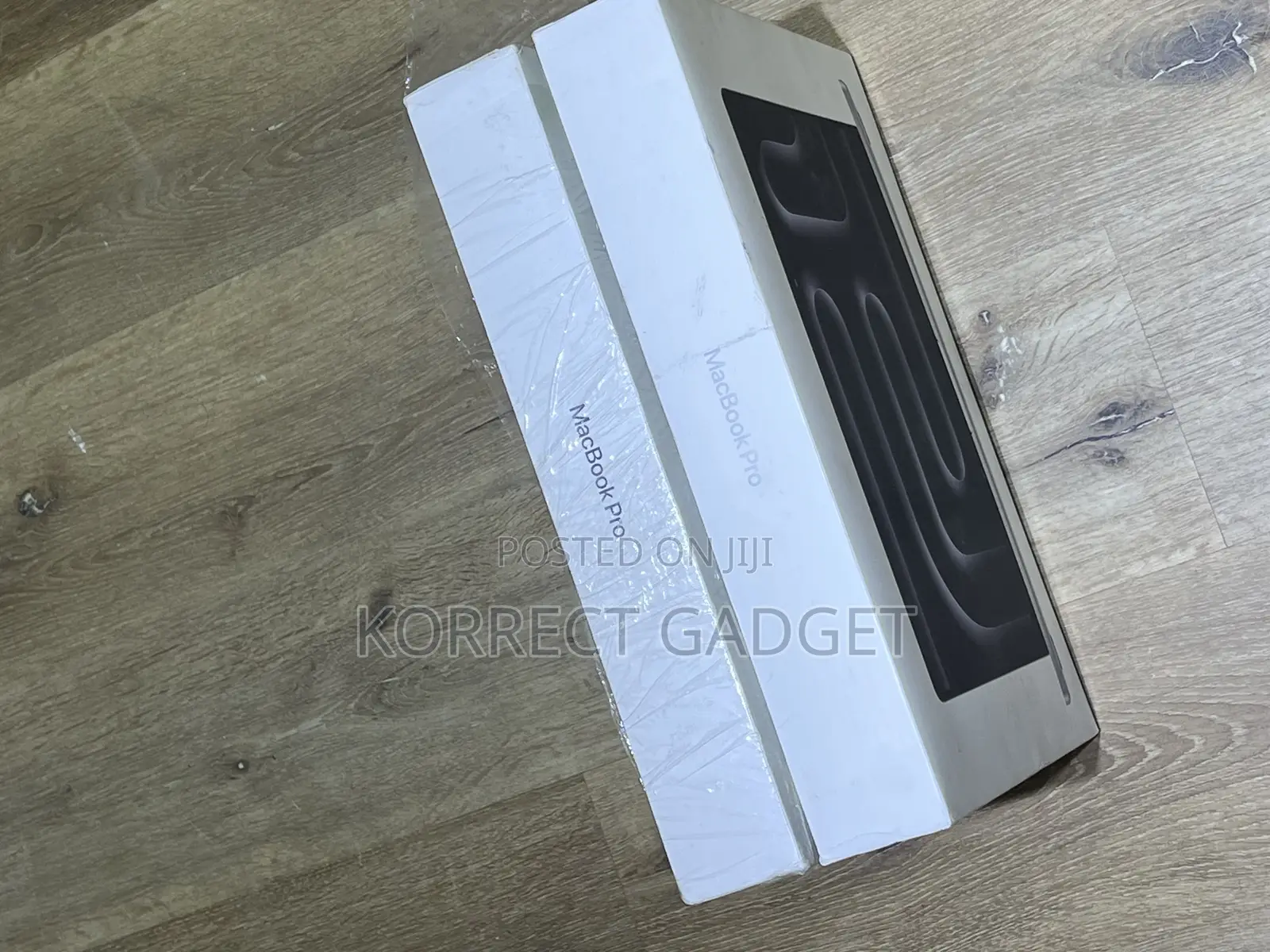 New Apple MacBook Pro 2024 M4 Max 16-Inch 64GB Apple M4 Max SSD 2T