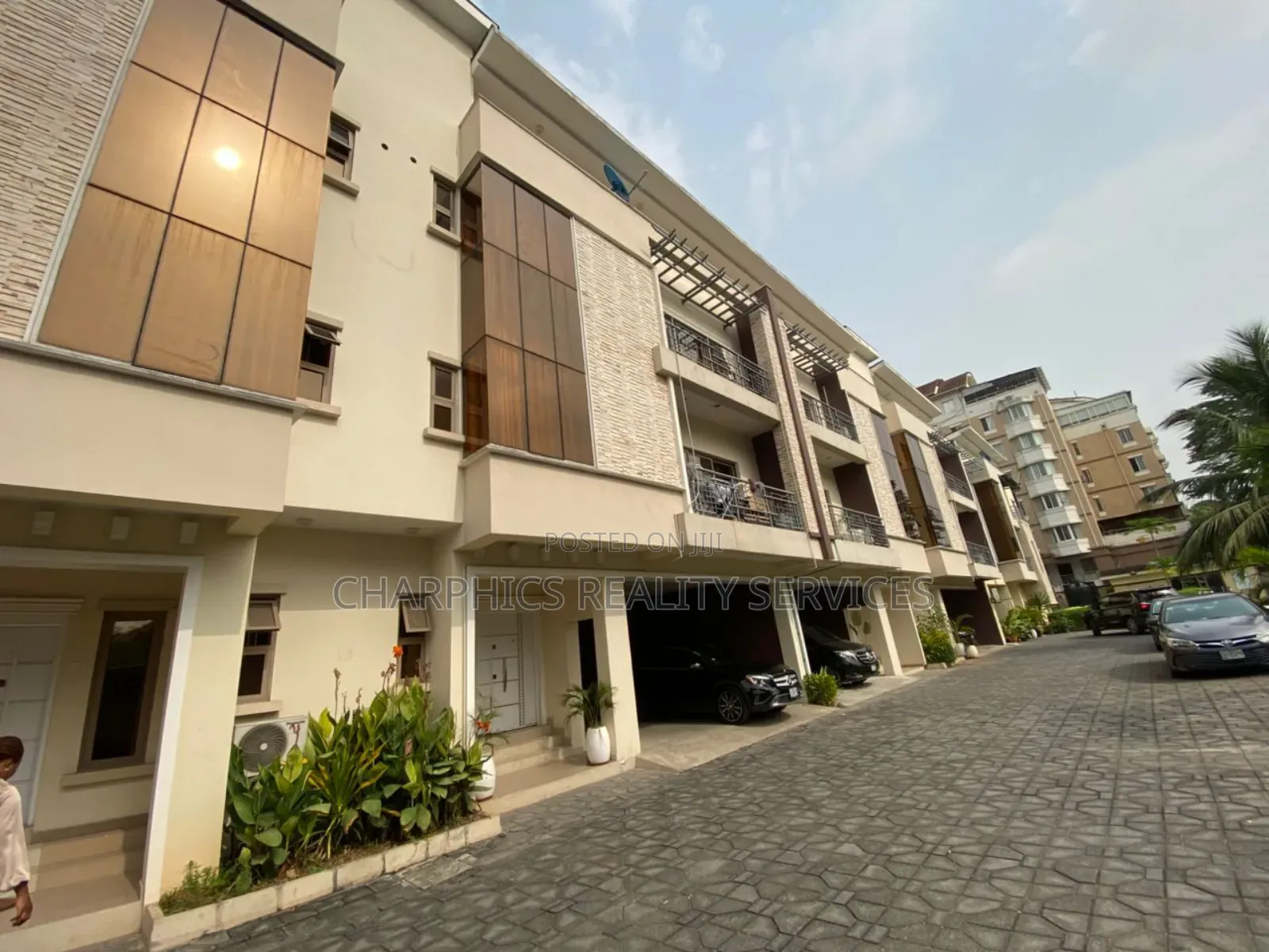 Furnished 4bdrm Duplex in Ikoyi for rent
