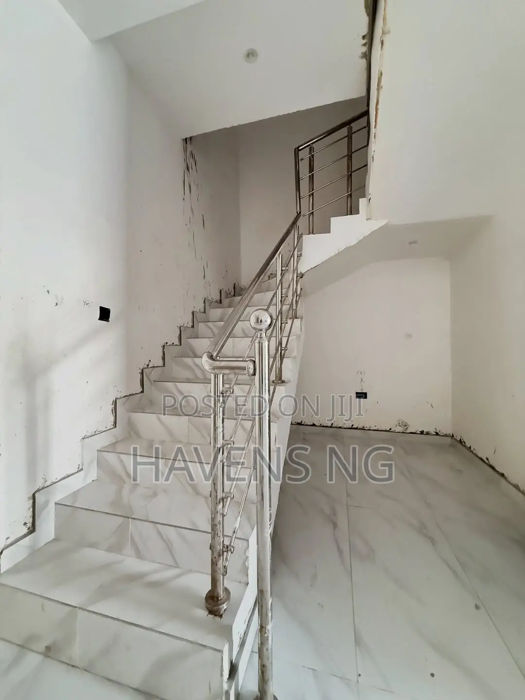 4bdrm Duplex in Lekki Phase 1 for sale