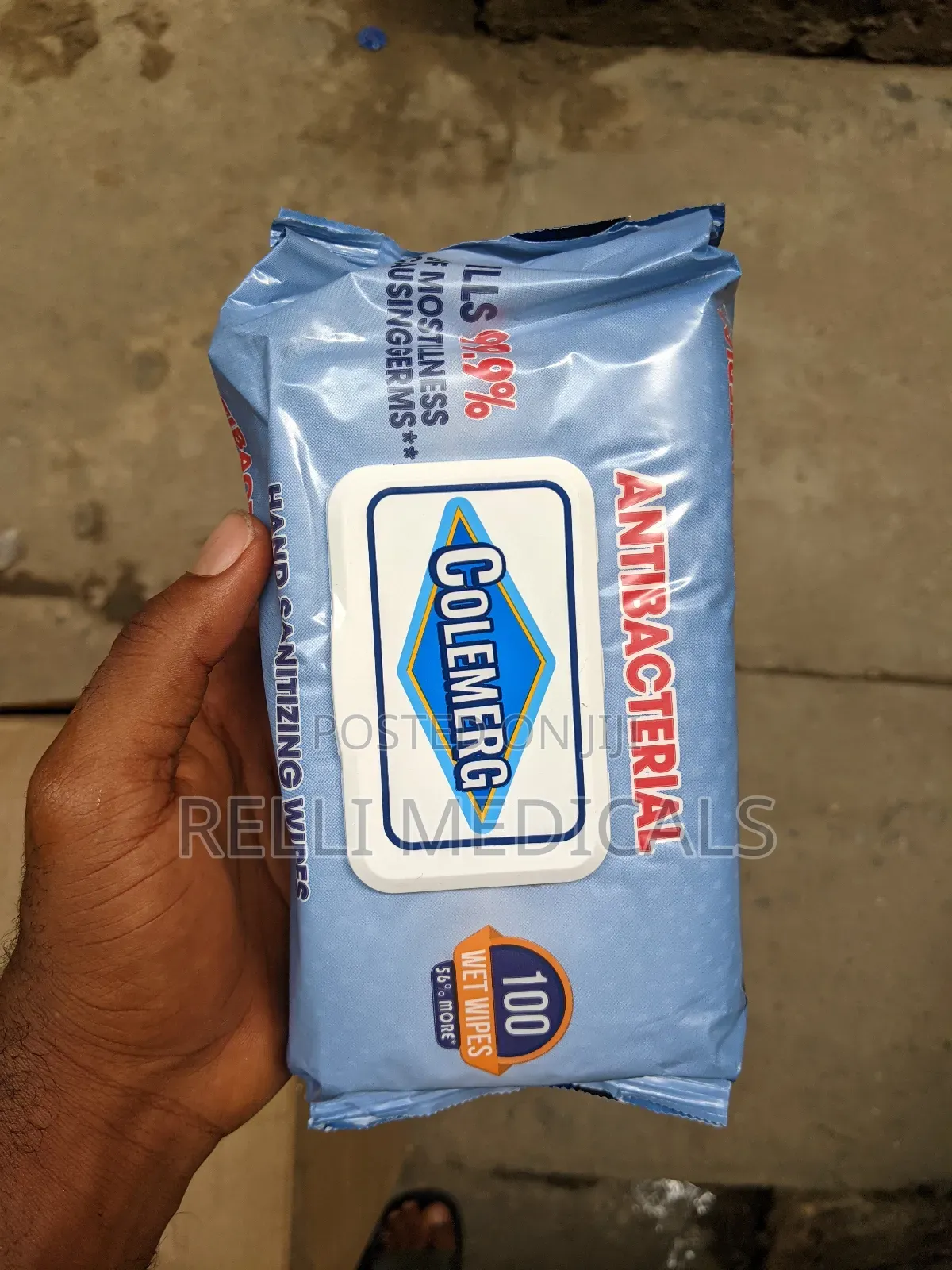 Colemerg Antibacterial Sanitizing Wipes
