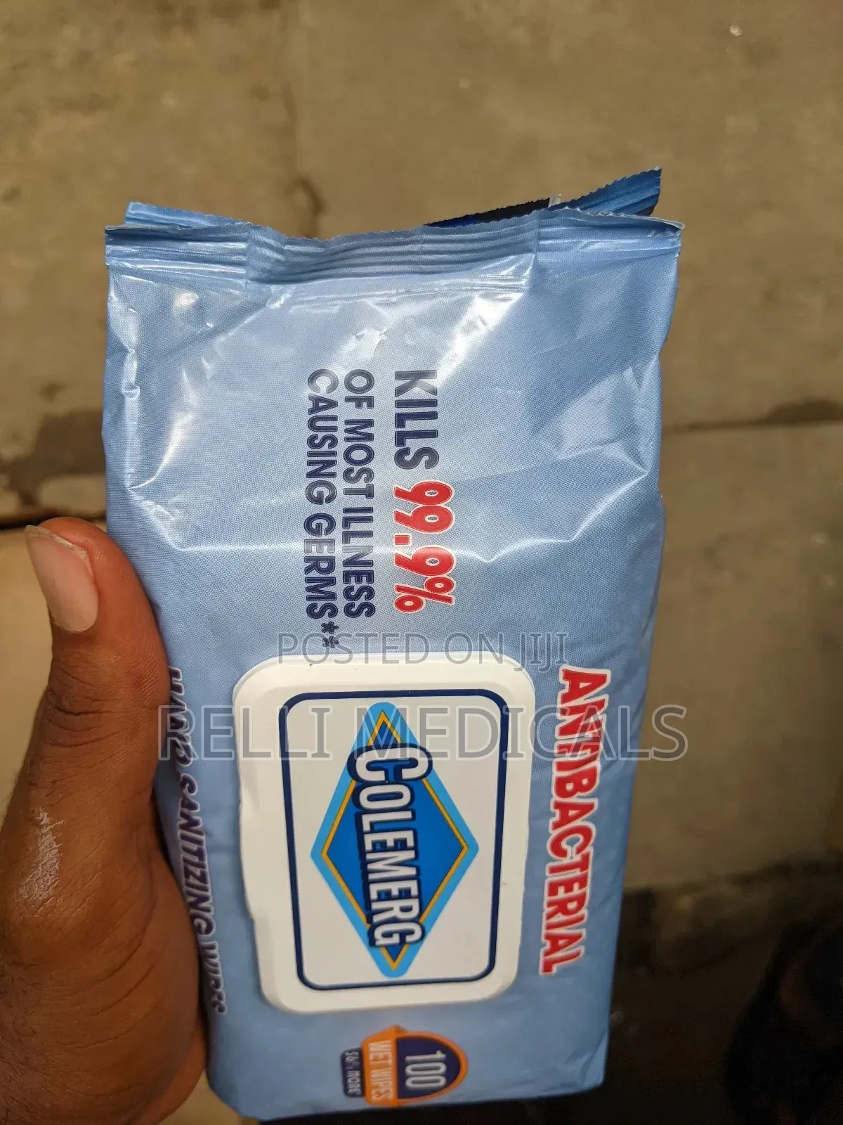 Colemerg Antibacterial Sanitizing Wipes