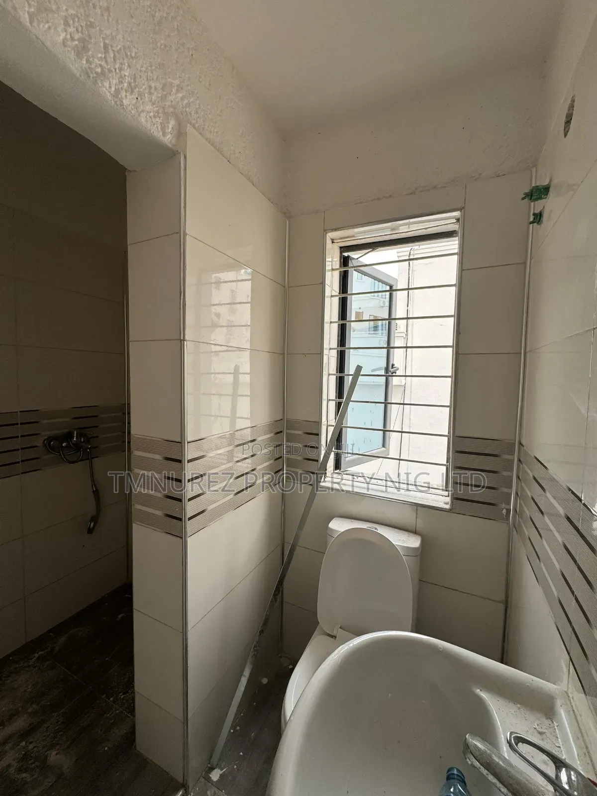 Mini Flat in Lekki Estate for rent