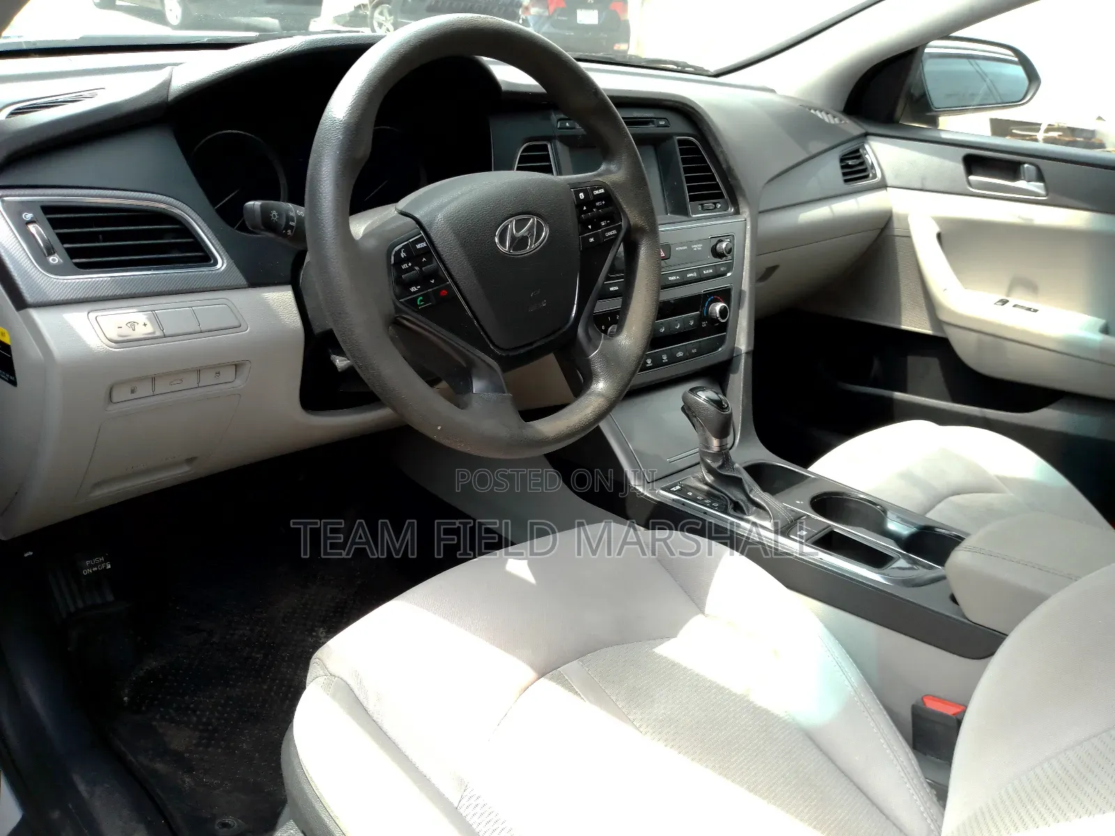 Hyundai Sonata SE 4dr Sedan (2.4L 4cyl 6A) 2015 White