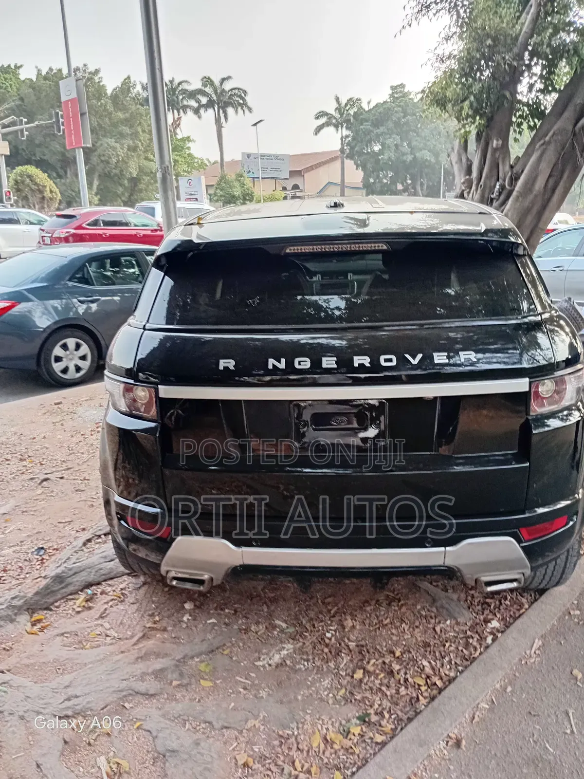 Land Rover Range Rover 2010 Black